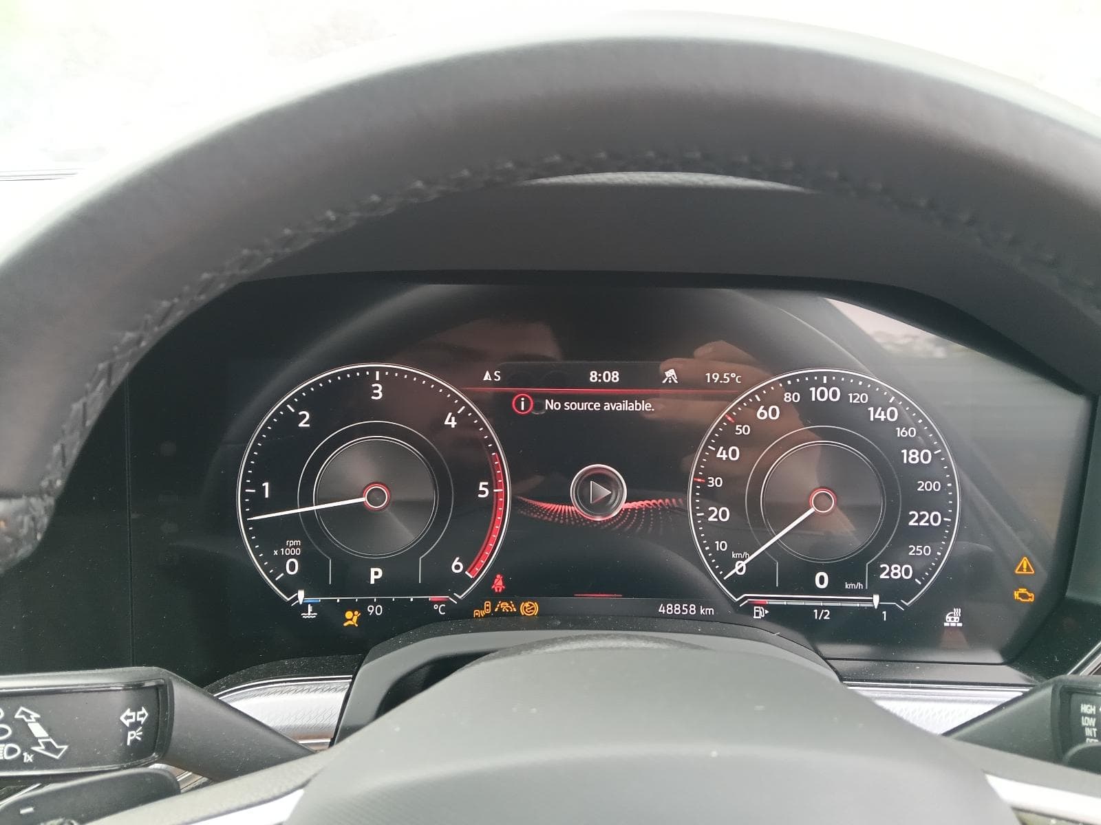 2021 VOLKSWAGEN TOUAREG 2