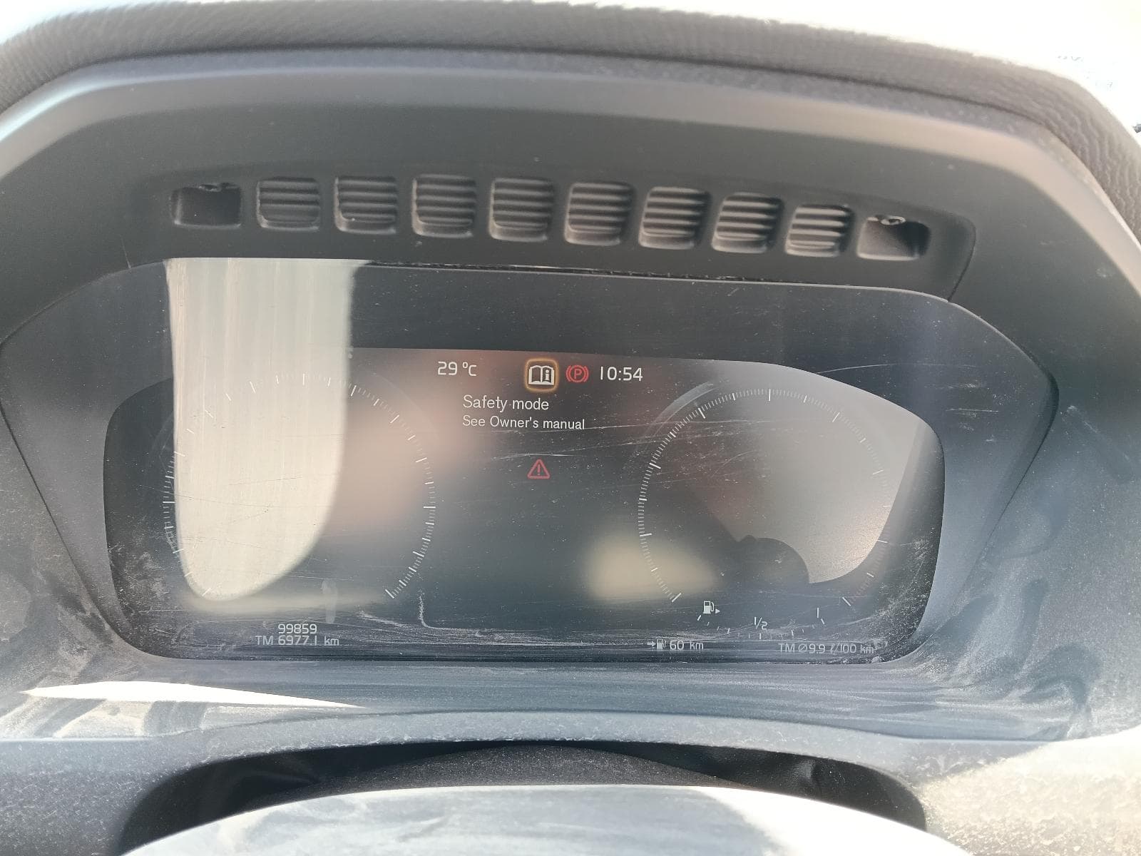 2017 VOLVO XC90 2