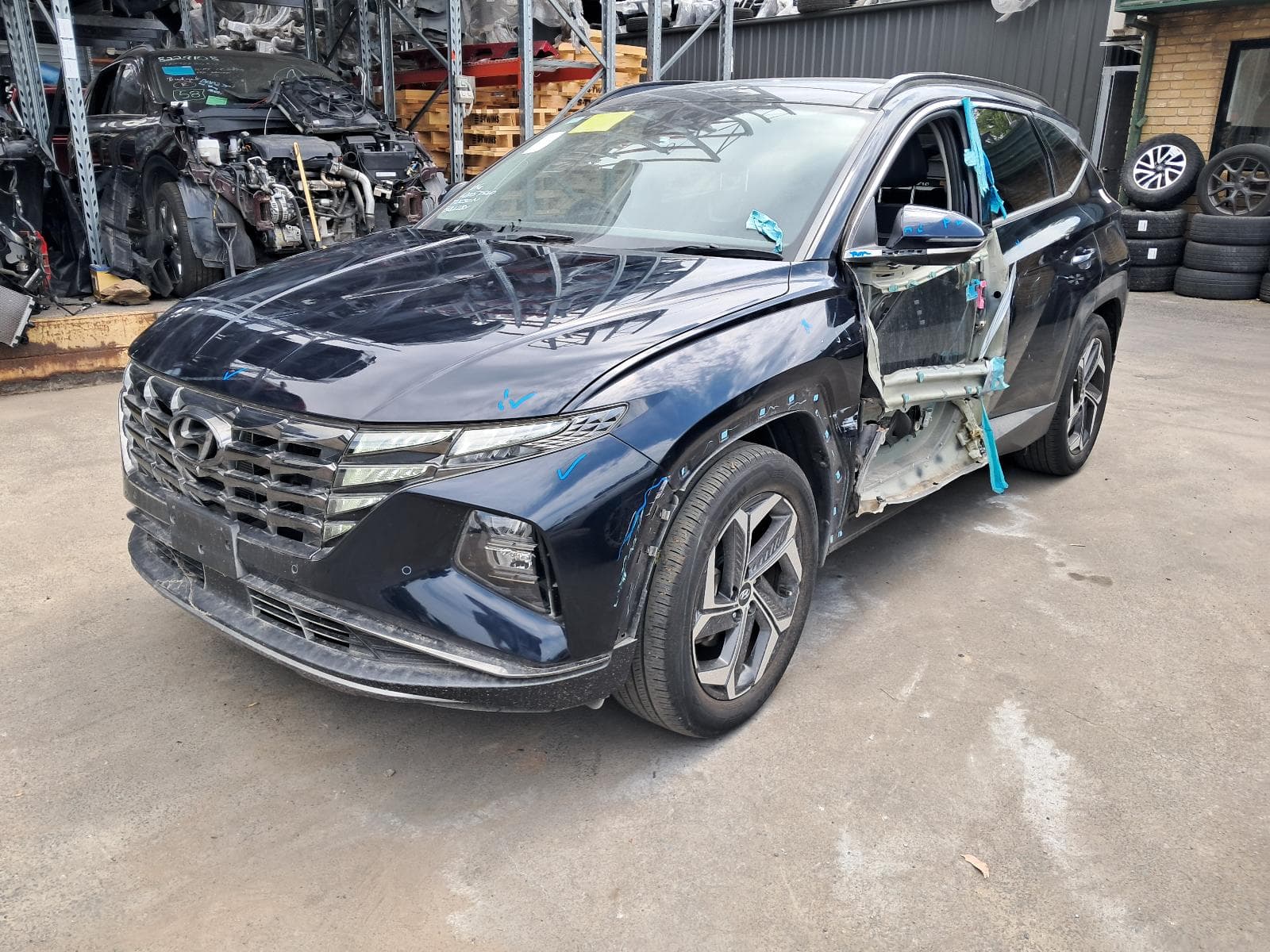 2022 HYUNDAI TUCSON 3