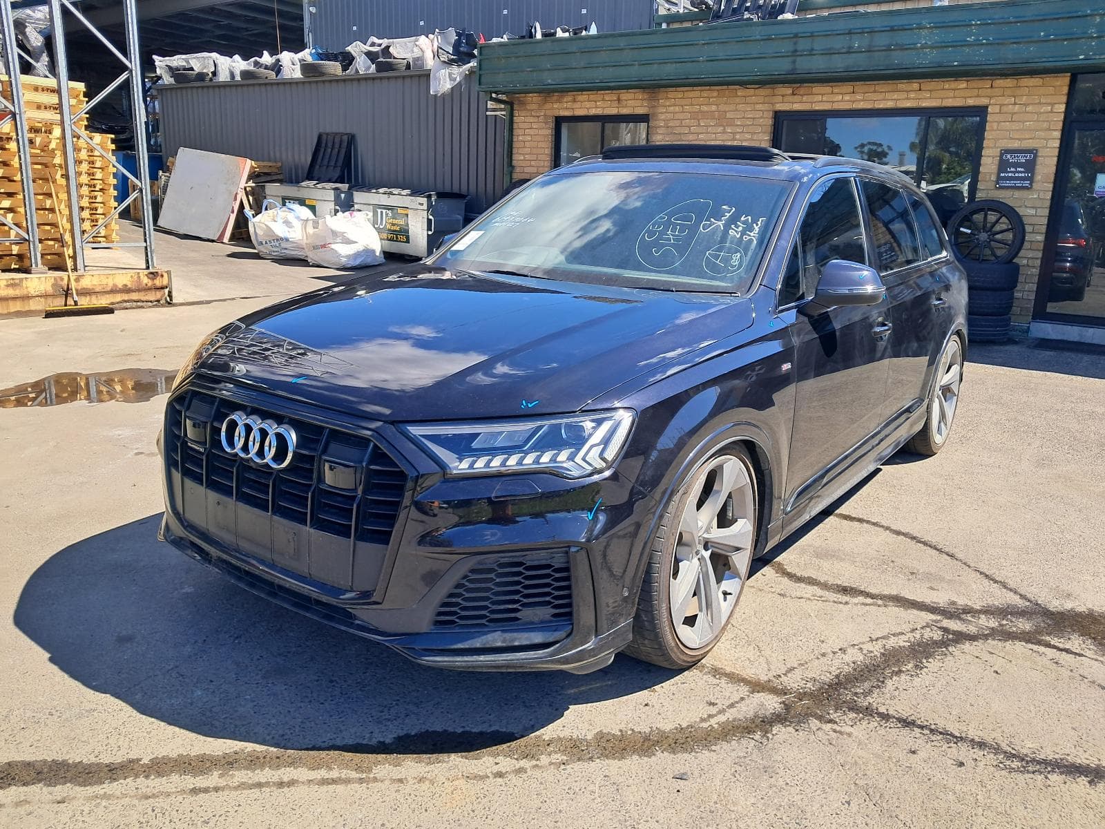 Featured wrecking vehicle: 2021 AUDI Q7 (stock SPN256)