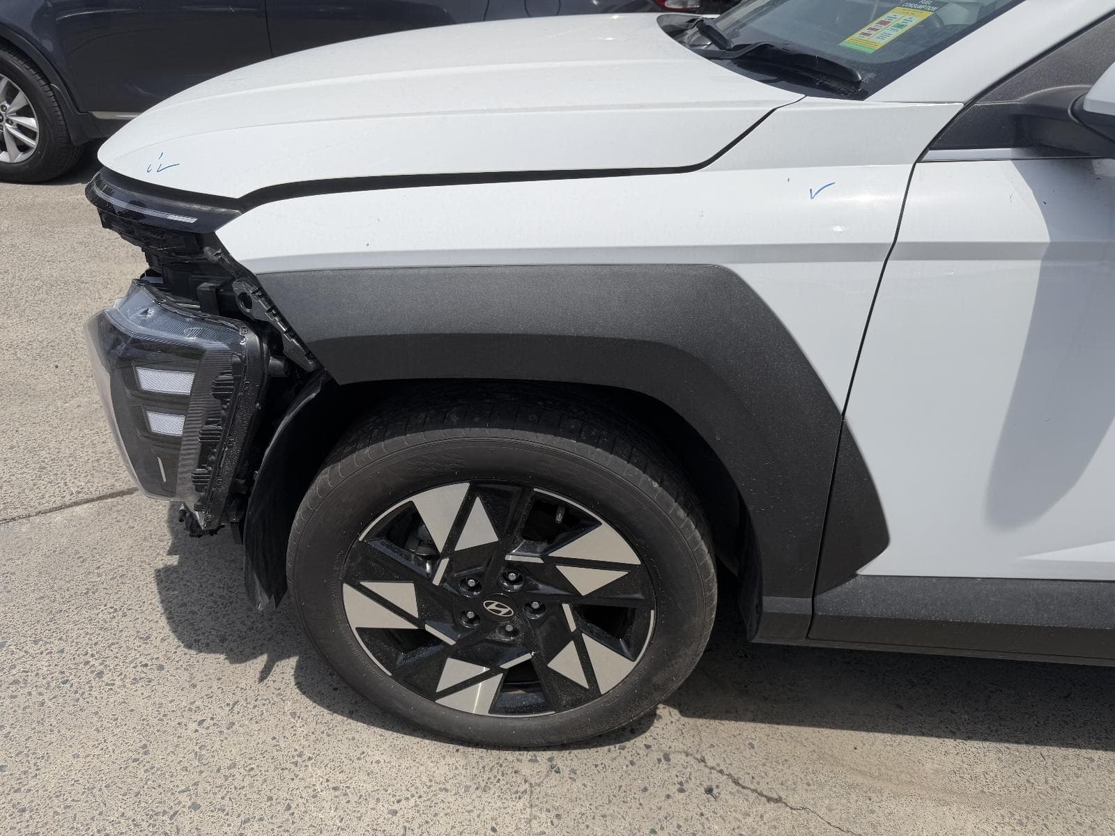 2023 HYUNDAI KONA 13