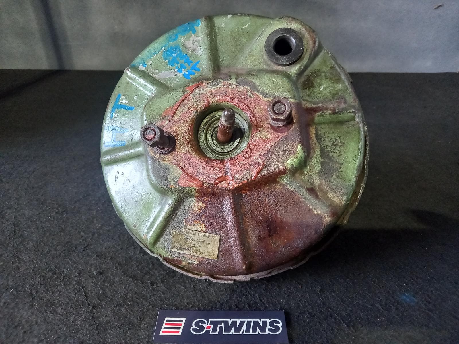 Used auto part listing image: 1972 HOLDEN KINGSWOOD BRAKE BOOSTER HQ 0000128721