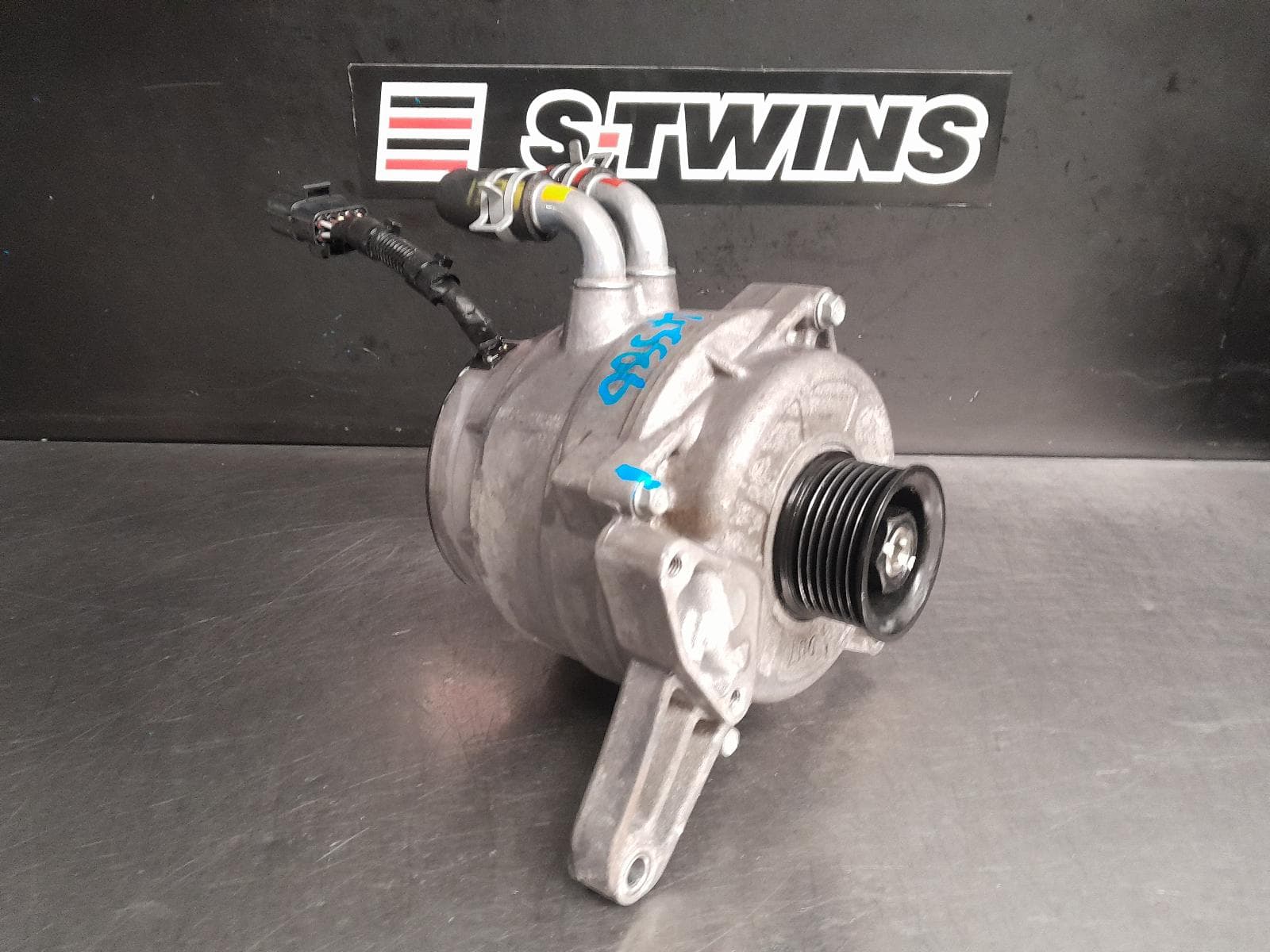 Used auto part listing image: 2022 HYUNDAI IONIQ ALTERNATOR PETROL, 1.6, HYBRID, 10/18- (AUS ONLY) 0000272508