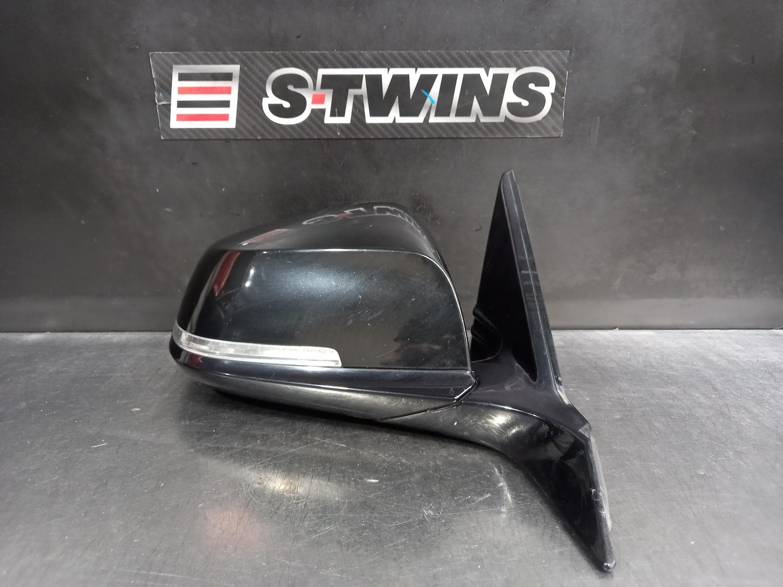 Used auto part listing image: 2014 BMW 2 SERIES RIGHT DOOR MIRROR F22/F23, COUPE/CABRIO, M SPORT, NON AUTO DIP TYPE, 01/14-07/21 0000243813