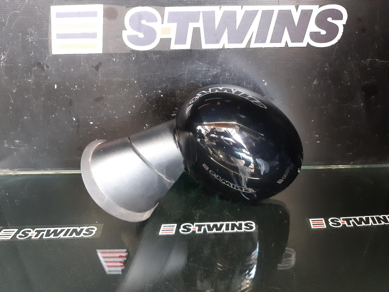 Used auto part listing image: 2017 MINI COUNTRYMAN LEFT DOOR MIRROR F60, MANUAL FOLD, 03/17-06/20 0000191039
