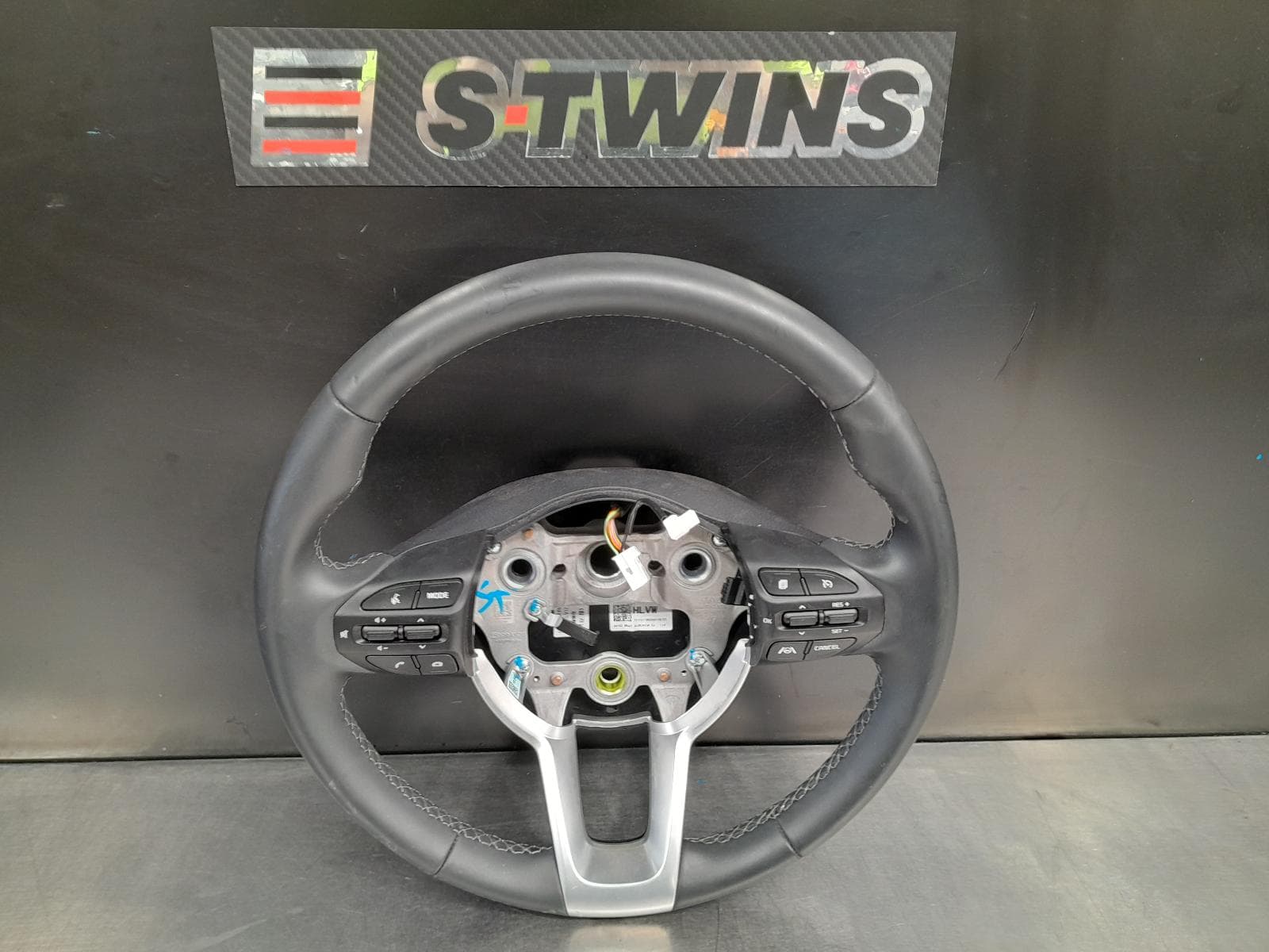 Used auto part listing image: 2021 KIA STONIC STEERING WHEEL YB, 08/20- 0000183645