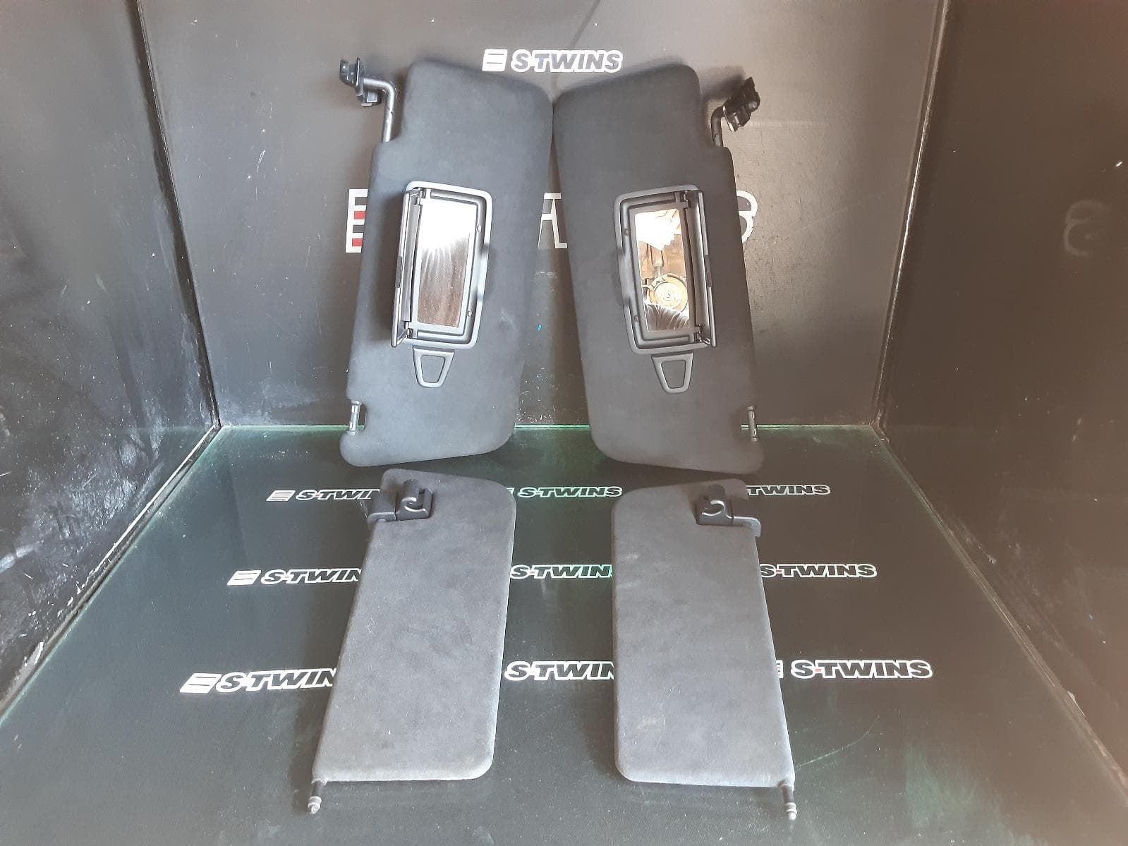 Used auto part listing image: 2018 MERCEDES GLS CLASS SUNVISOR X166, PAIR, 01/16-07/19 0000285867