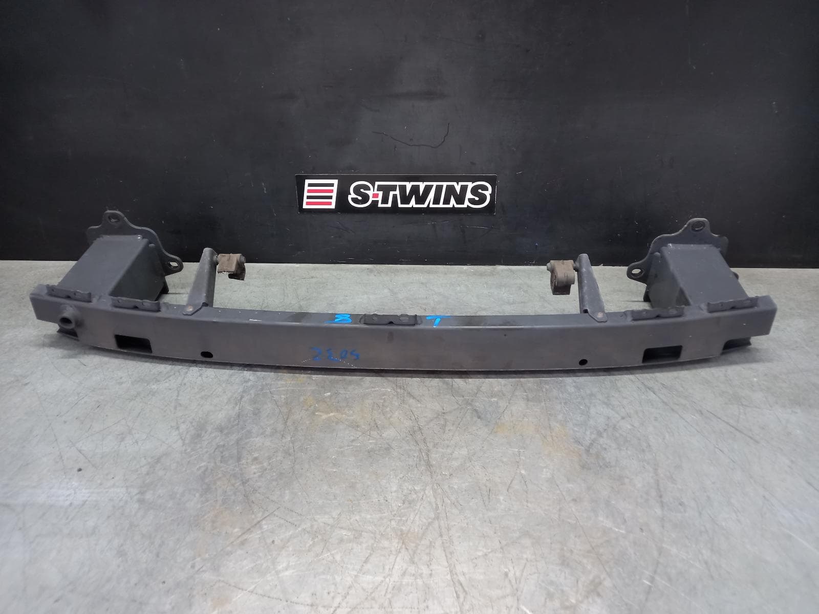 Used auto part listing image: 2020 ALFA ROMEO STELVIO R BAR BRACKET REINFO 949, MAIN REINFORCEMENT, 01/18- 0000353598