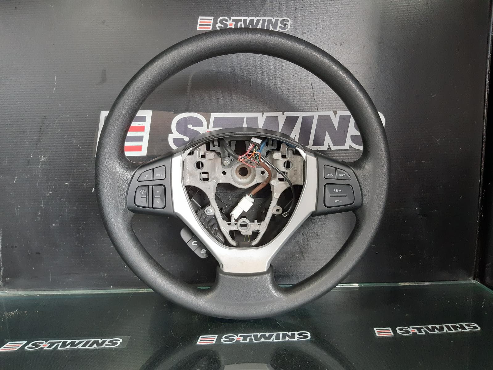 Used auto part listing image: 2015 SUZUKI S-CROSS STEERING WHEEL VINYL, JY, 09/13- 0000174736