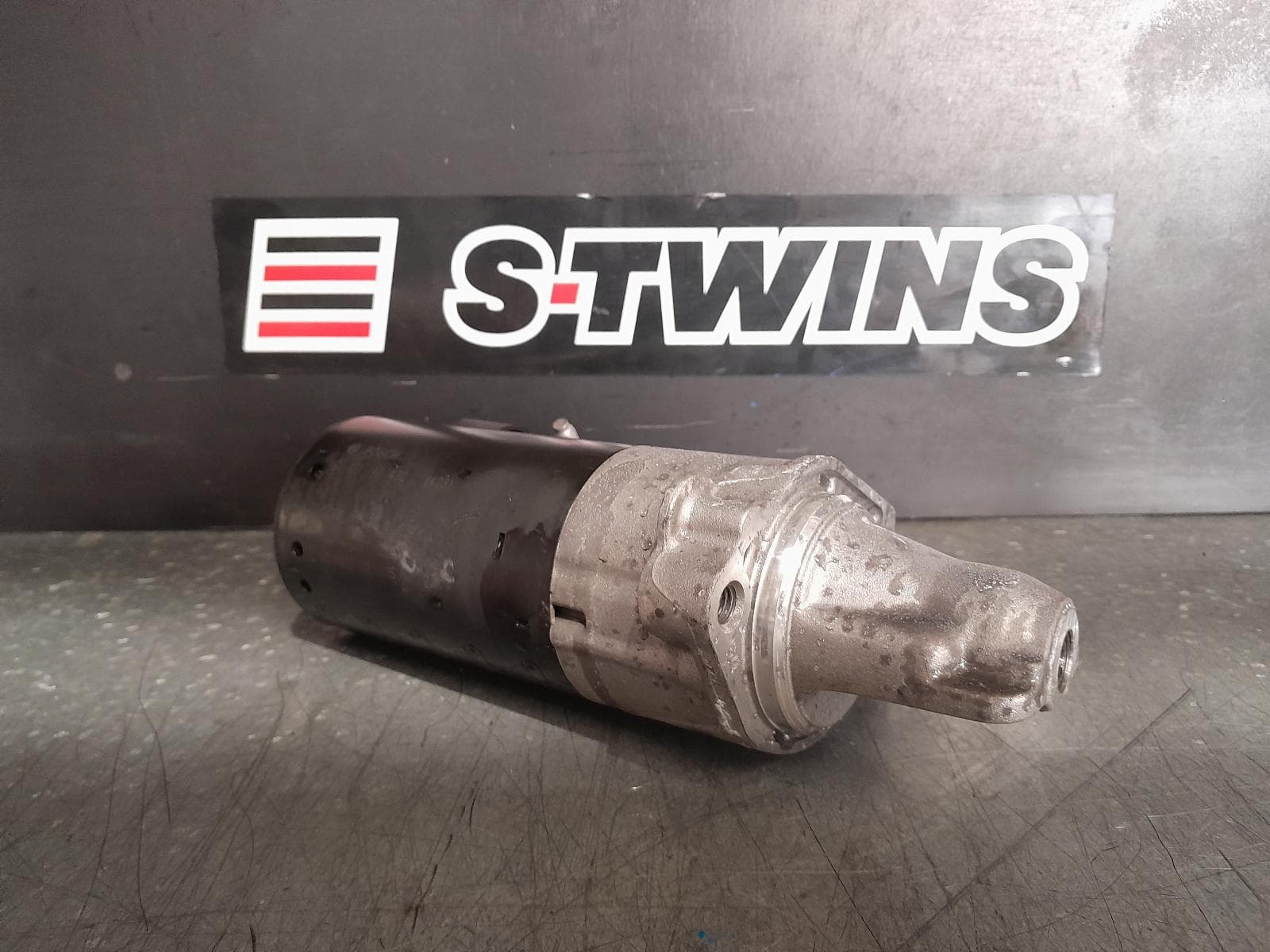 Used auto part listing image: 2018 MERCEDES C CLASS STARTER PETROL, 3.0, BI-TURBO, #205, 07/16- 0000338345