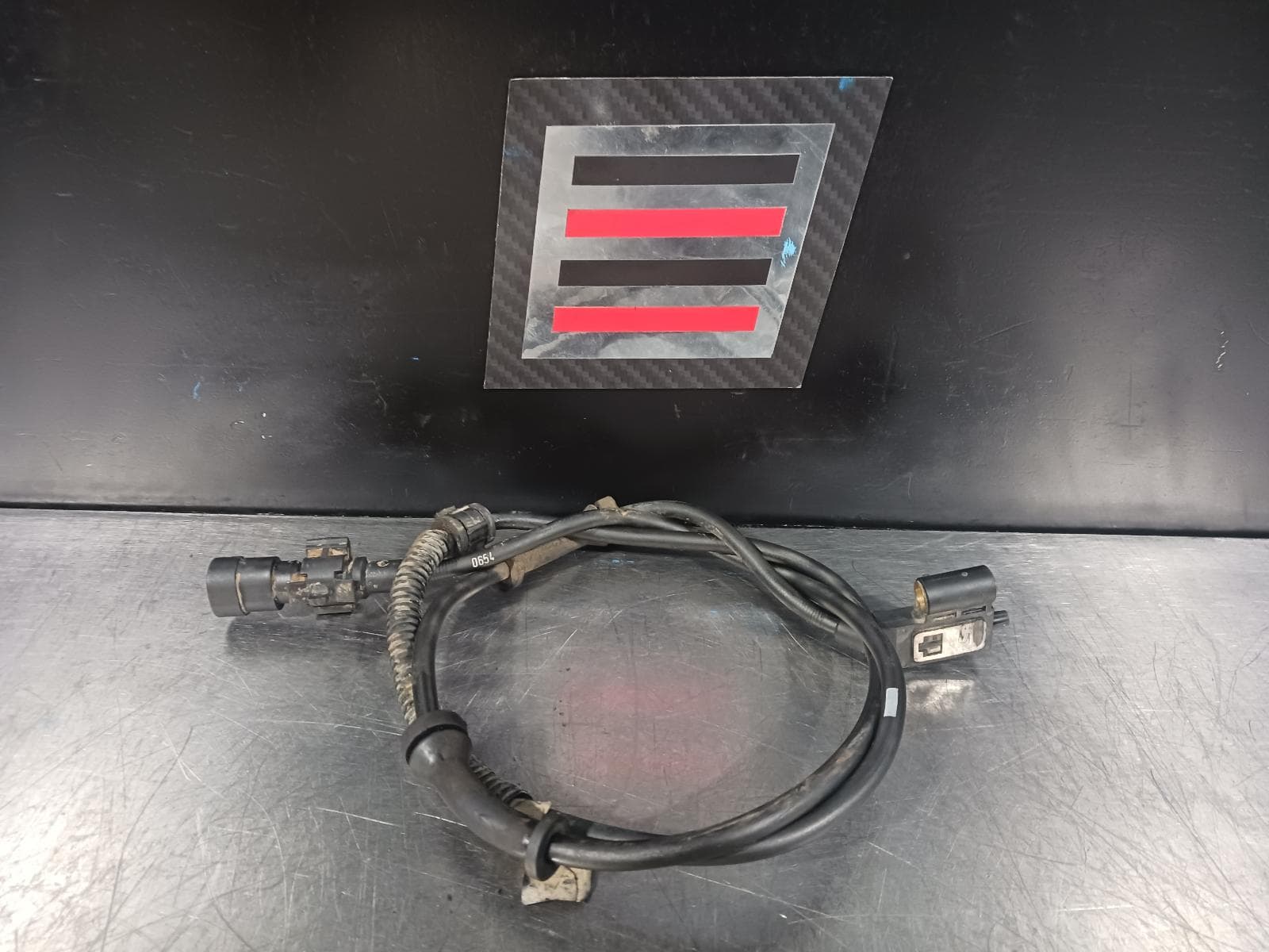 Used auto part listing image: 2004 JEEP GRANDCHEROKEE ABS SENSOR WG/WJ 06/99-06/05 0000212102