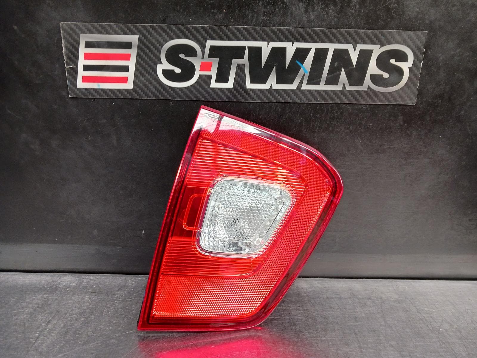 Used auto part listing image: 2022 SUZUKI IGNIS REAR GARNISH TAILGATE LAMP (LH SIDE), MF, 11/16- 0000240427
