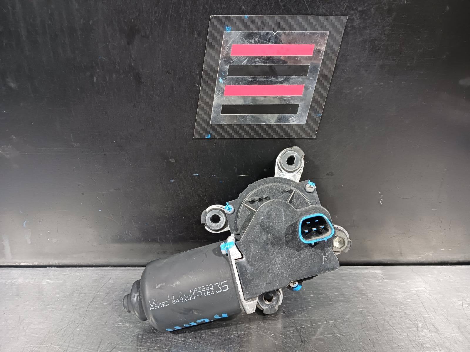 Used auto part listing image: 2007 MITSUBISHI PAJERO WIPER MOTOR FRONT, NS-NW, 08/06-08/14 0000215385