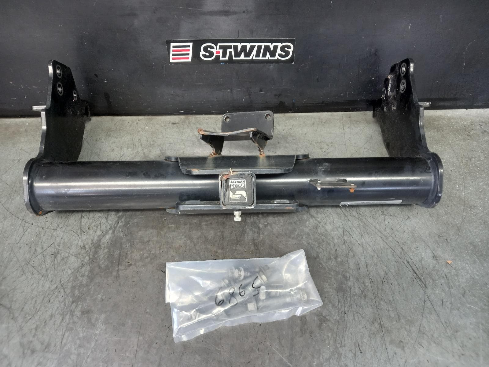 Used auto part listing image: 2021 RAM 1500 TOWBAR DT, 12/20- 0000362898