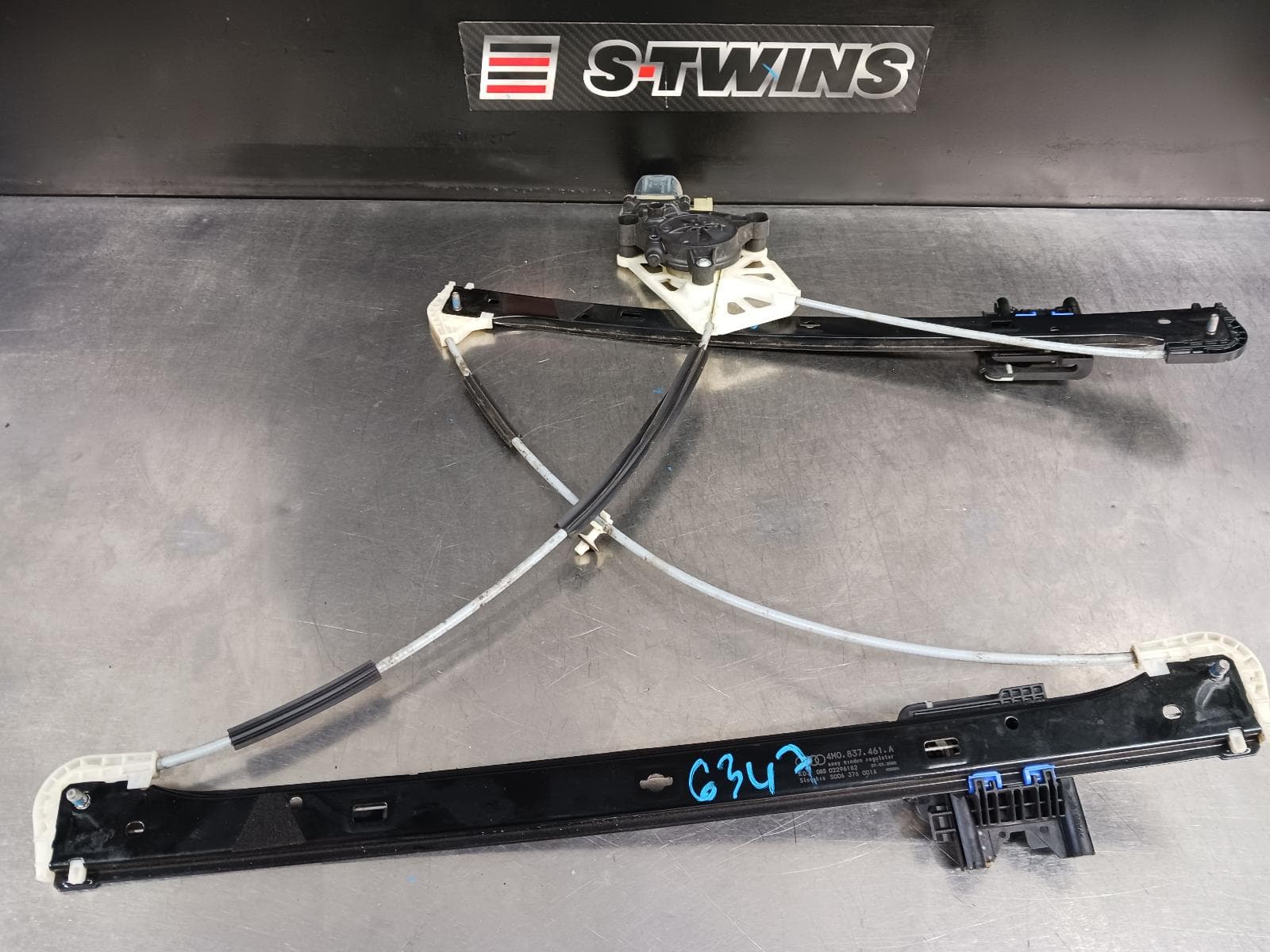 Used auto part listing image: 2021 AUDI Q7 LEFT FRONT WINDOW REG MOTOR 4M, DOOR REG ASSY (REG AND MOTOR), 07/15- 0000246847