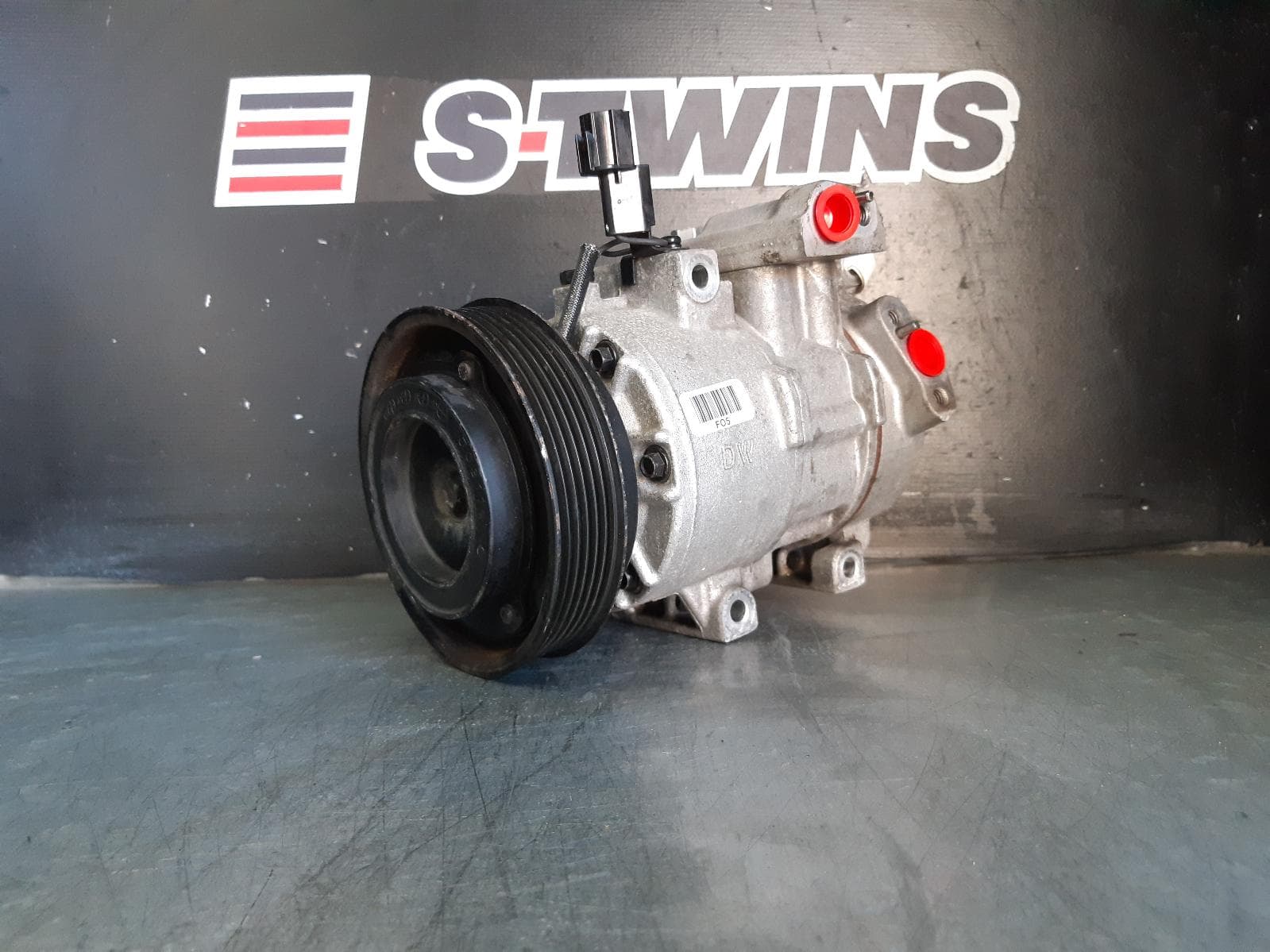 Used auto part listing image: 2012 HYUNDAI VELOSTER A C COMPRESSOR FS, 1.6, G4FD/G4FJ, PETROL, 12/11-02/14 0000212999