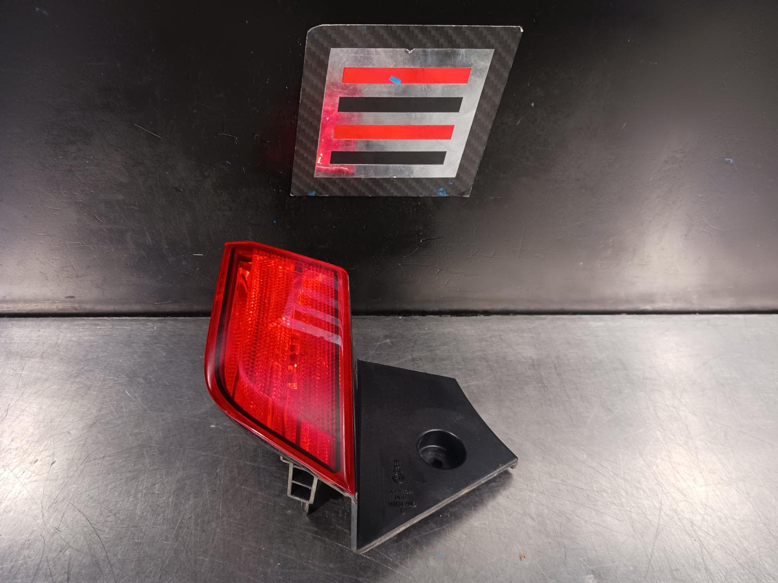 Used auto part listing image: 2018 MITSUBISHI PAJERO LEFT TAILLIGHT PAJERO SPORT, QE, IN BODY REFLECTOR, 10/15-10/19 0000237406