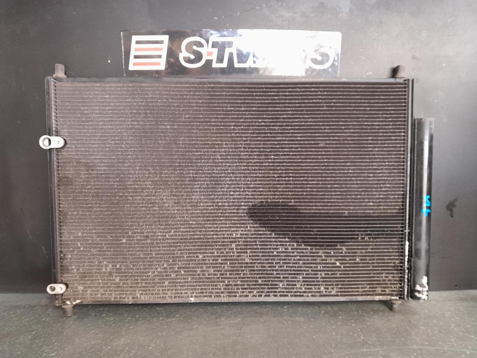 Used auto part listing image: 2012 TOYOTA RUKUS A C CONDENSER AZE151R, 2.4, PETROL, 2AZ-FE, 01/07-12/15 0000318801