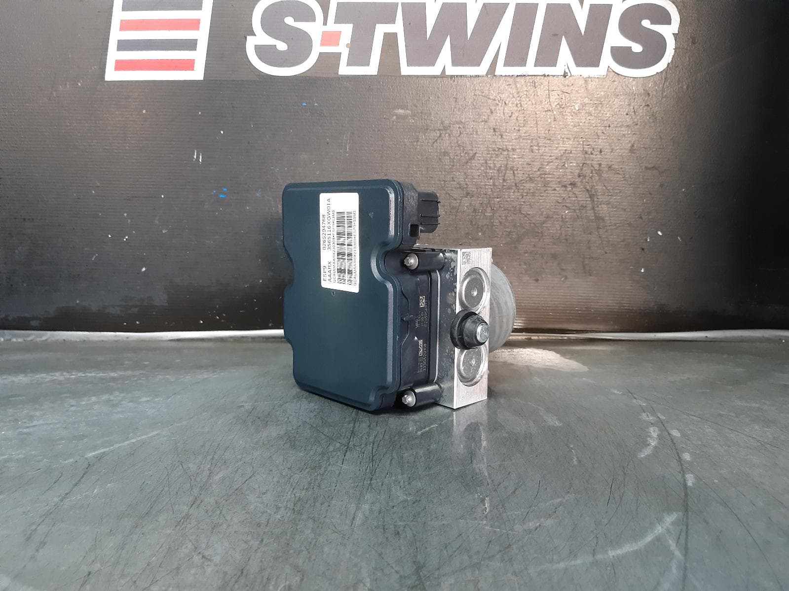 Used auto part listing image: 2022 HAVAL H6 ABS PUMP MODULATOR B01/B03, 02/21- 0000267538