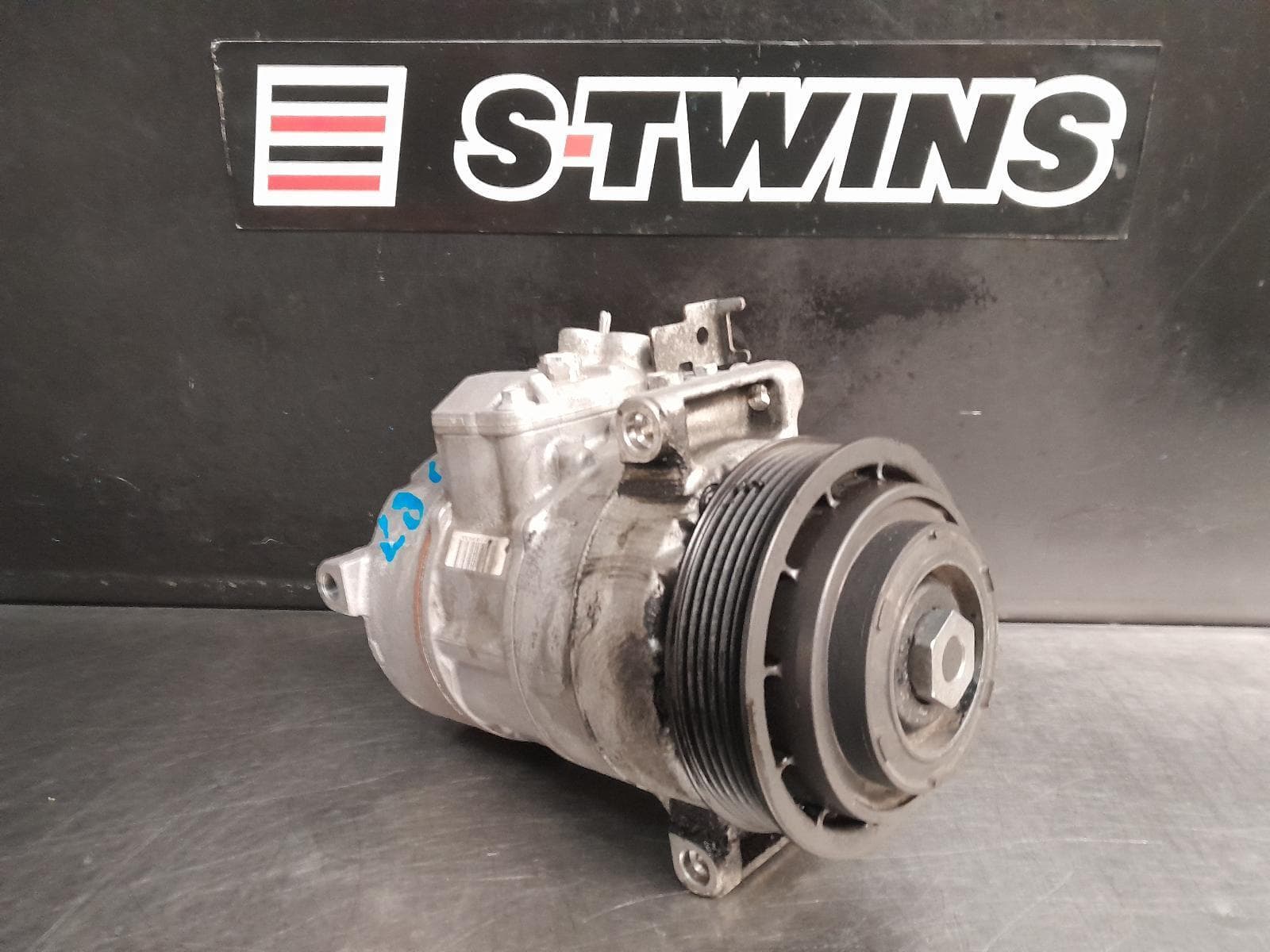 Used auto part listing image: 2013 MERCEDES CLS CLASS A C COMPRESSOR C218/X218, 3.5, PETROL, 06/11-09/14 0000287424