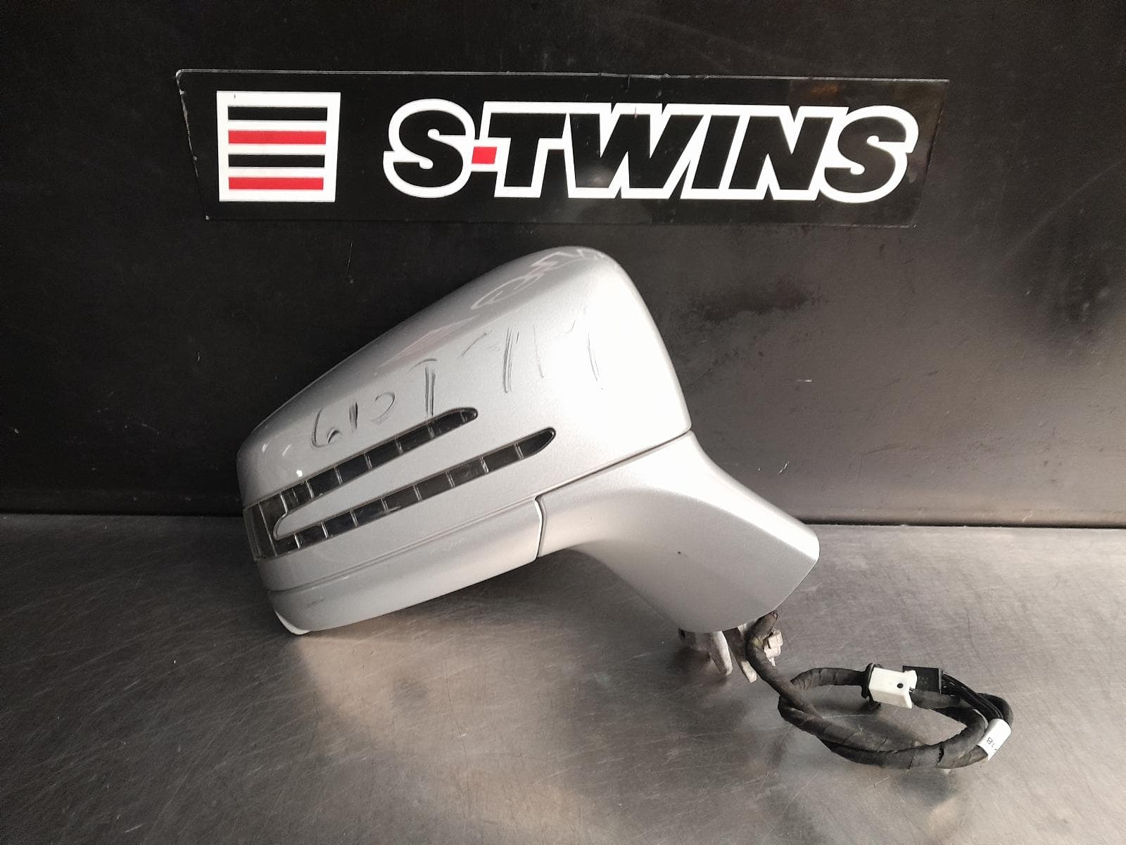 Used auto part listing image: 2013 MERCEDES CLS CLASS RIGHT DOOR MIRROR C218, 06/11-02/18 0000287433