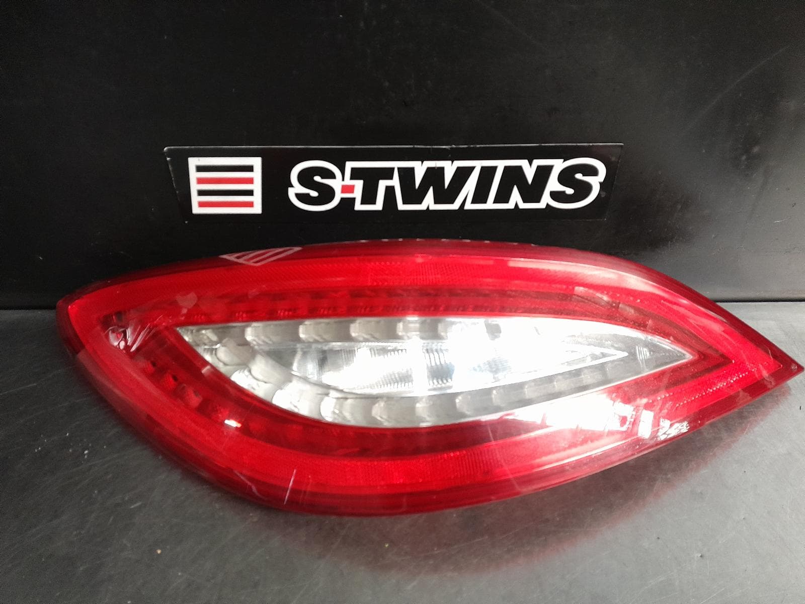 Used auto part listing image: 2013 MERCEDES CLS CLASS LEFT TAILLIGHT C218/X218, SEDAN/WAGON, 06/11-09/14 0000287436
