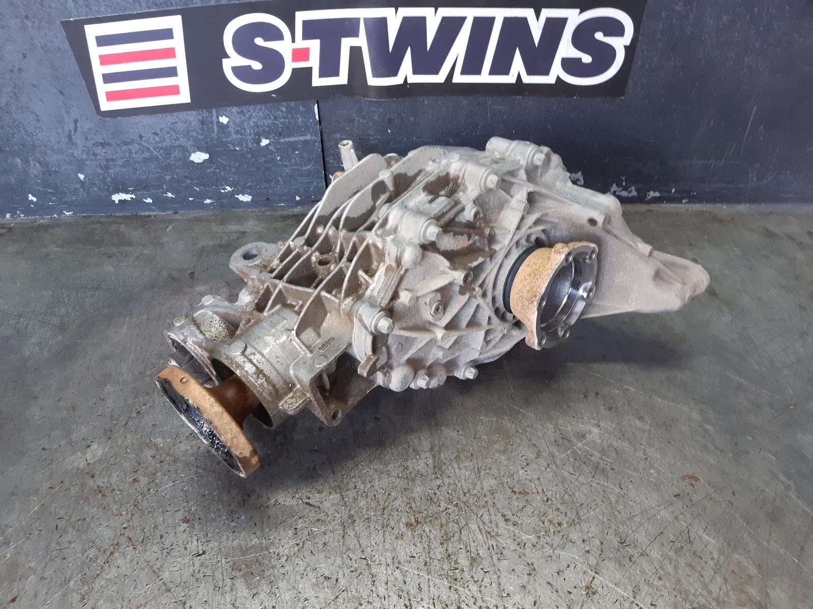 Used auto part listing image: 2020 AUDI Q7 DIFFERENTIAL CENTRE FRONT, 4M, RZP CODE, 04/20- 0000285660