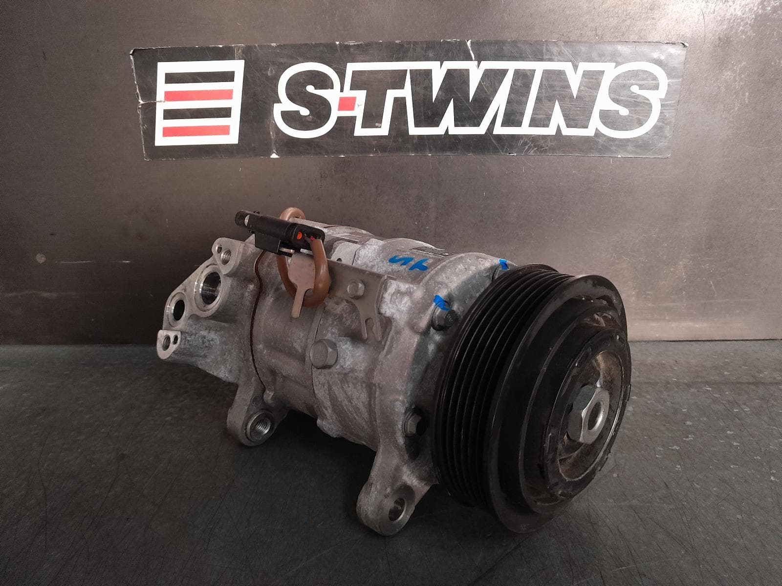 Used auto part listing image: 2022 BMW 1 SERIES A C COMPRESSOR F40, PETROL, 05/19- 0000334847