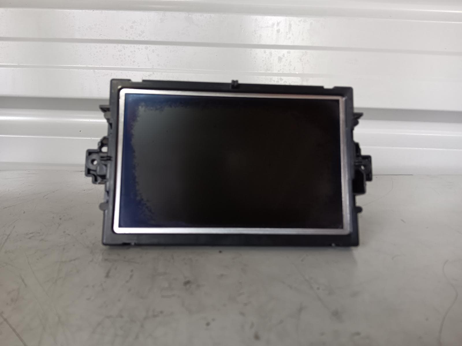 Used auto part listing image: 2013 MERCEDES M CLASS DISPLAY SCREEN, W166, 03/12-01/16 0000333436