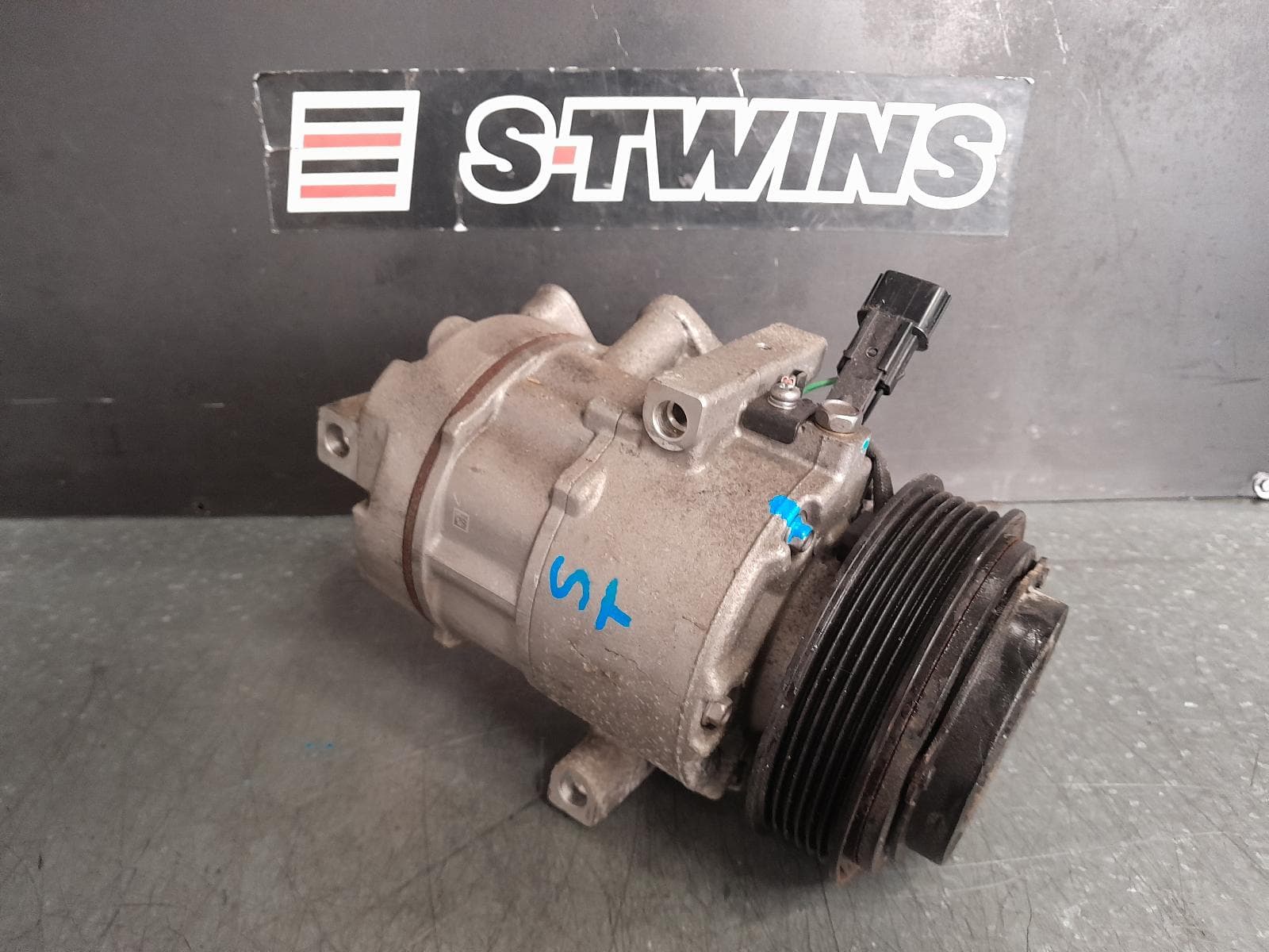 Used auto part listing image: 2022 HYUNDAI TUCSON A C COMPRESSOR NX4, 2.0, G4NL CODE, PETROL, 02/21- 0000334530
