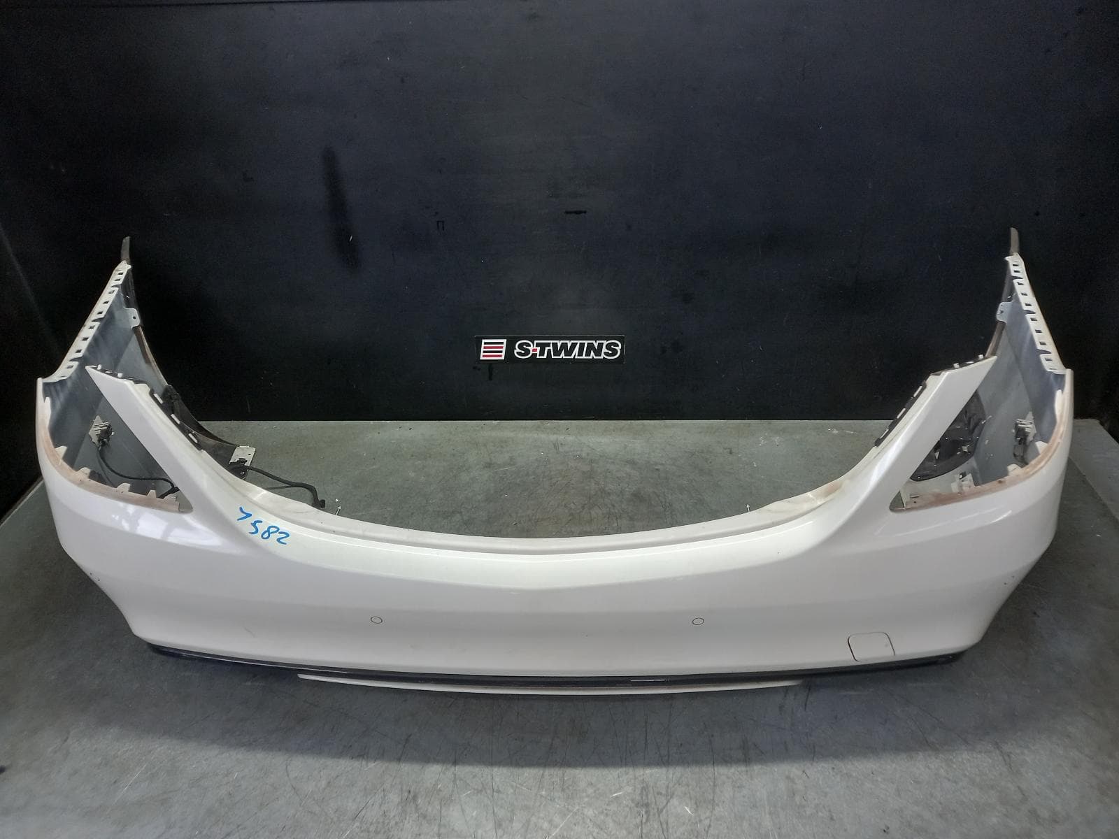 Used auto part listing image: 2015 MERCEDES S CLASS REAR BUMPER W222, 11/13-11/20 0000336378