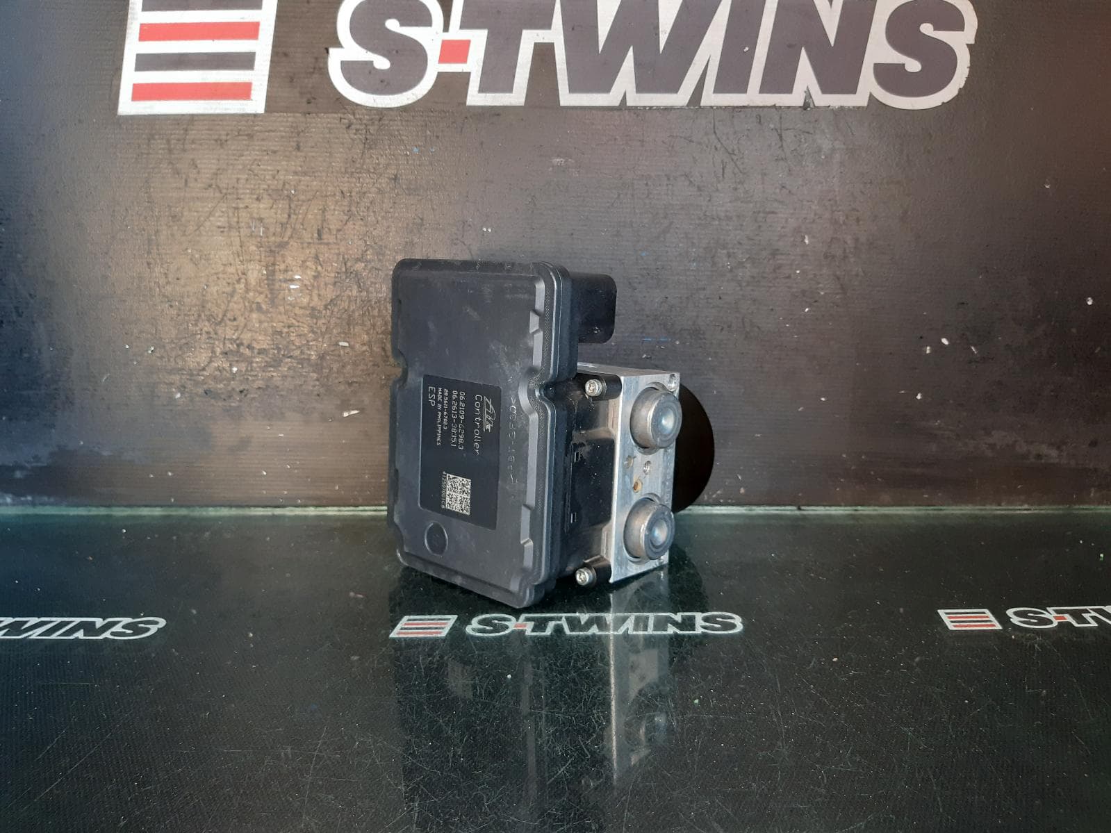 Used auto part listing image: 2012 CITROEN C4 AIRCROSS ABS PUMP MODULATOR 07/12- 0000277701