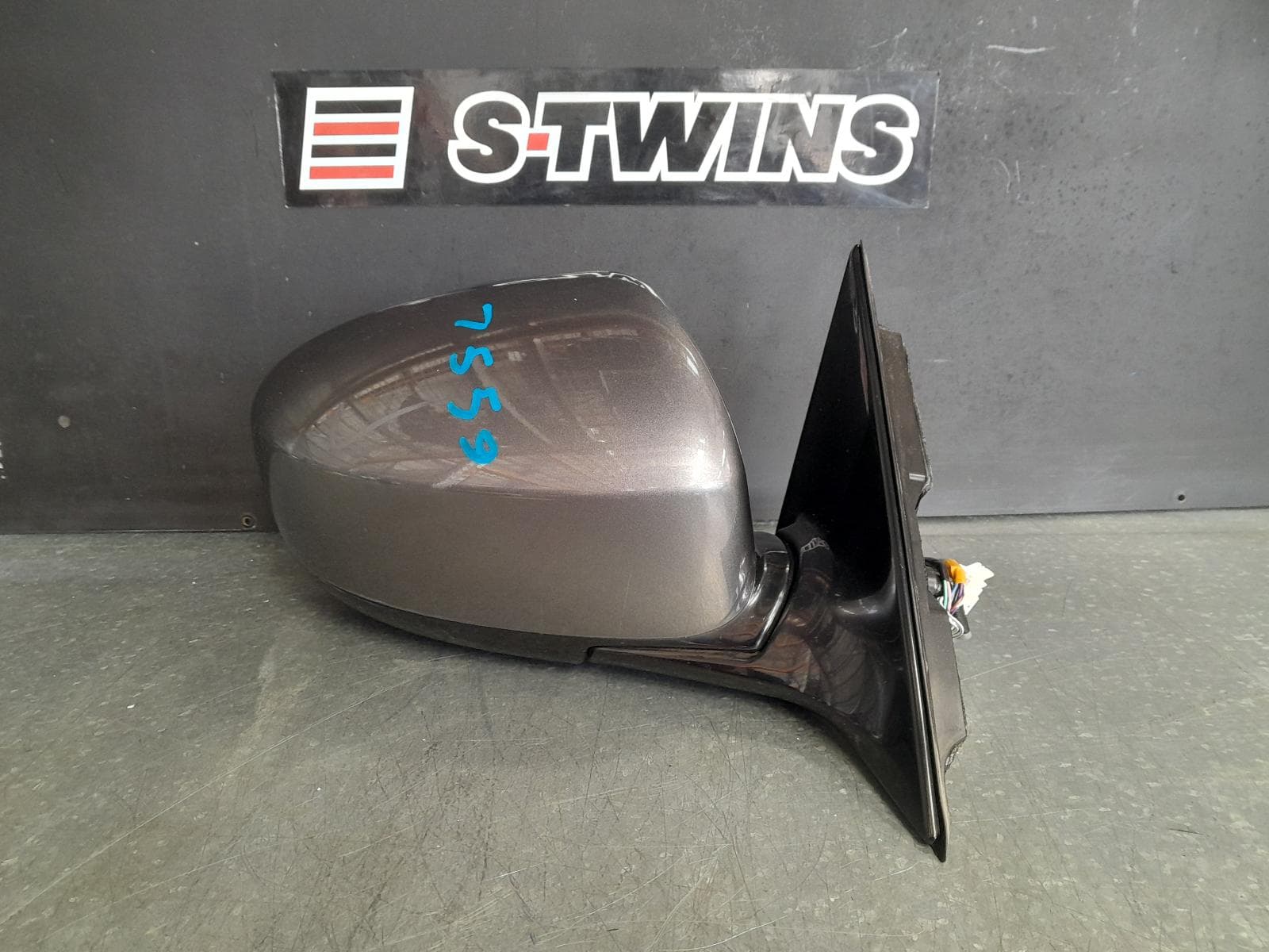 Used auto part listing image: 2012 INFINITI FX RIGHT DOOR MIRROR S51, 08/12-12/13 0000316783