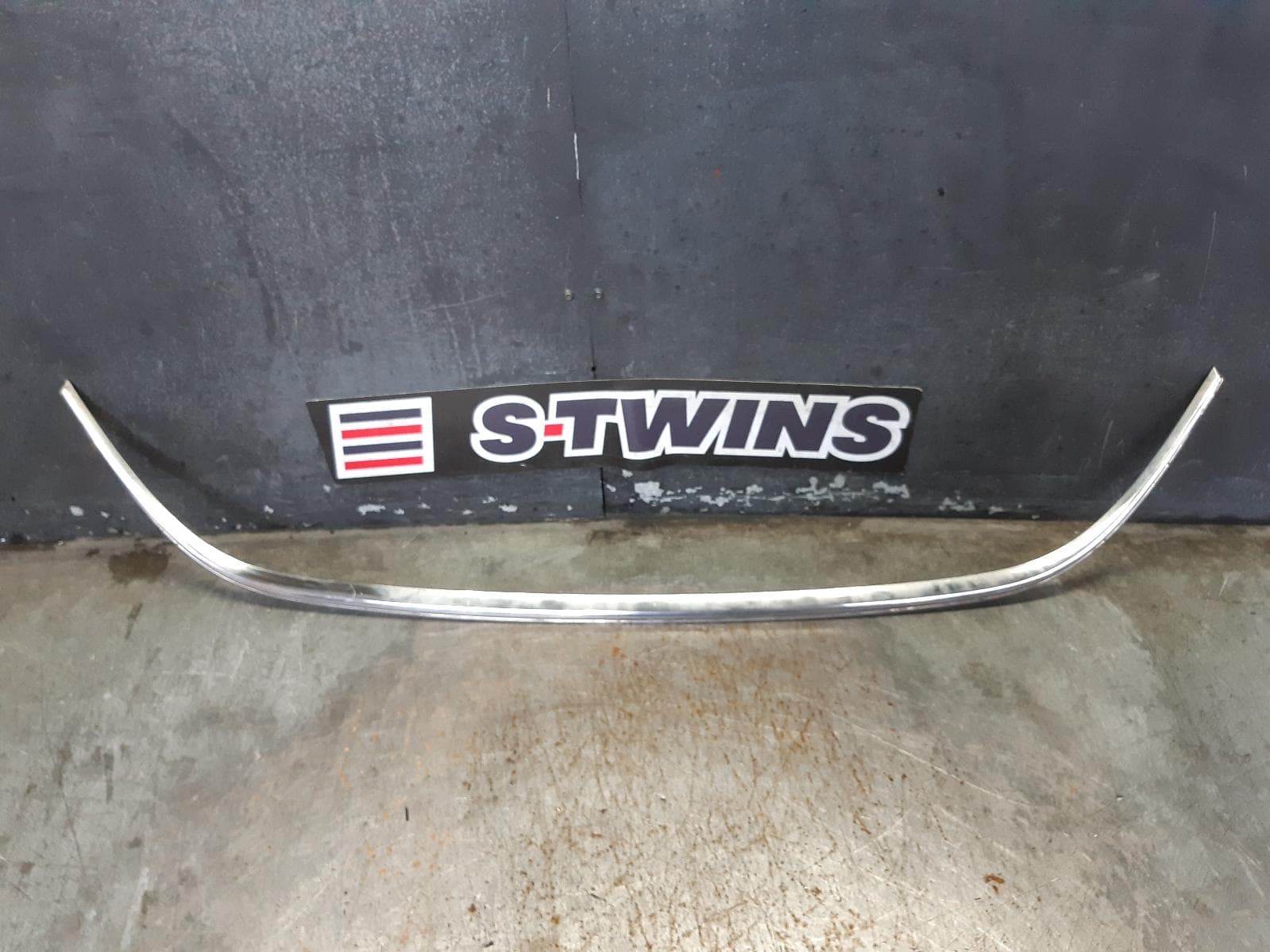 Used auto part listing image: 2015 PEUGEOT 308 GRILLE BUMPER GRILLE, T9, ALLURE, 10/14-06/17 0000283866
