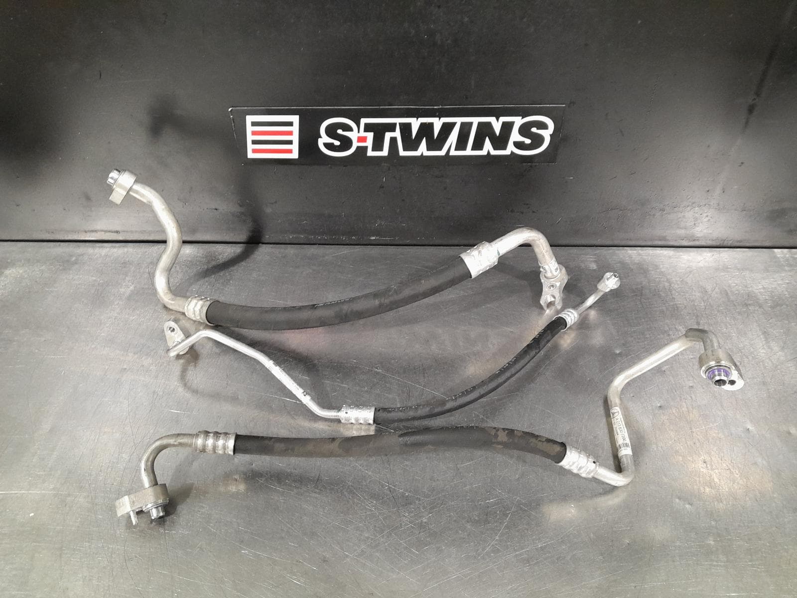 Used auto part listing image: 2017 MERCEDES E CLASS A C HOSES W213, 05/16-05/23 0000284576