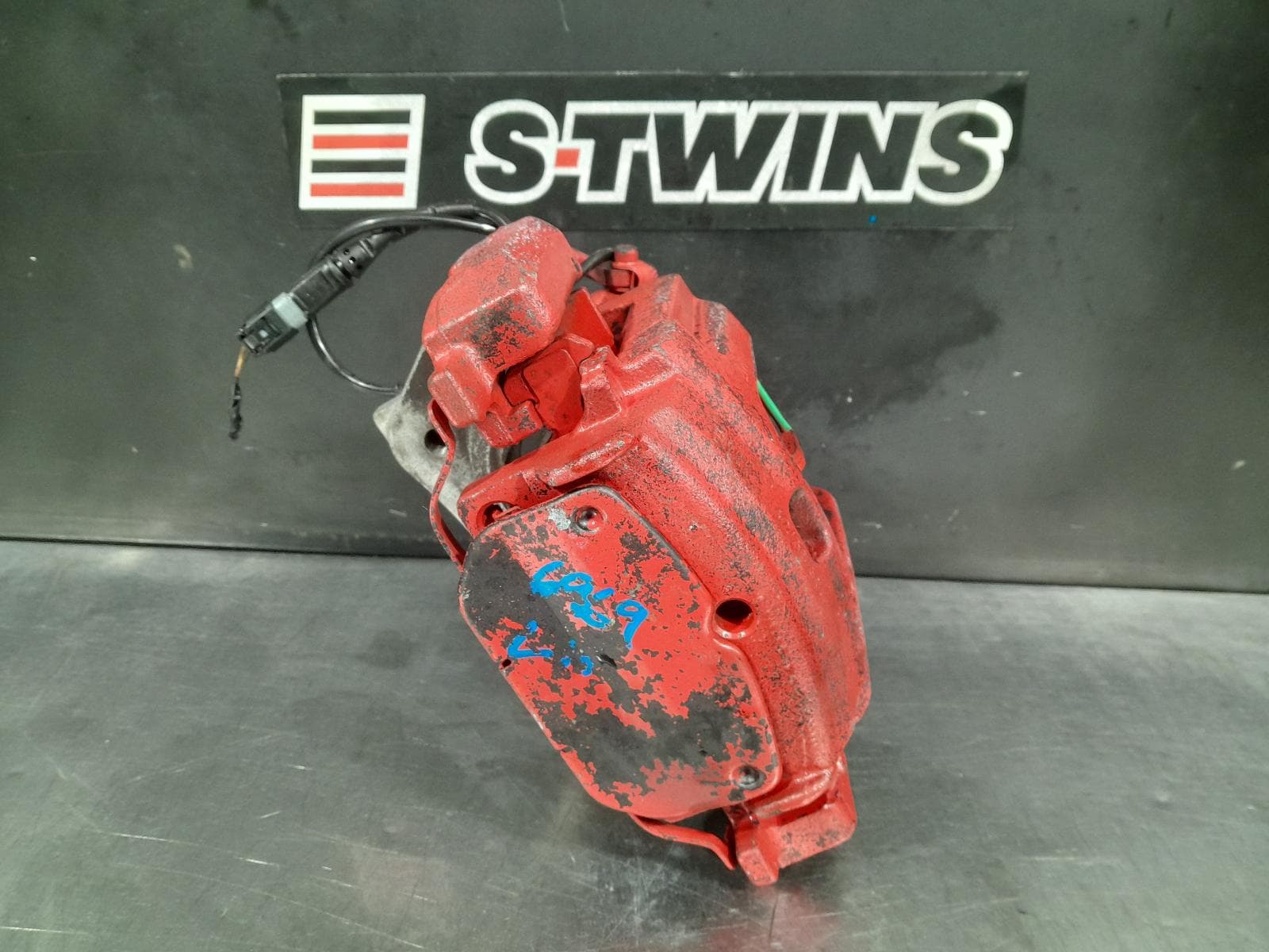 Used auto part listing image: 2009 BMW X6 CALIPER E71, LH FRONT, 07/08-04/12 0000303641
