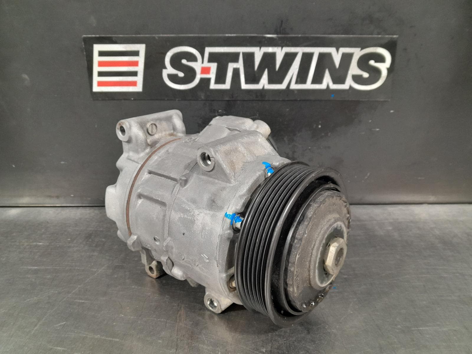 Used auto part listing image: 2013 TOYOTA CAMRY A C COMPRESSOR ASV50, 2.5, 2AR-FE, 12/11-10/17 0000304630