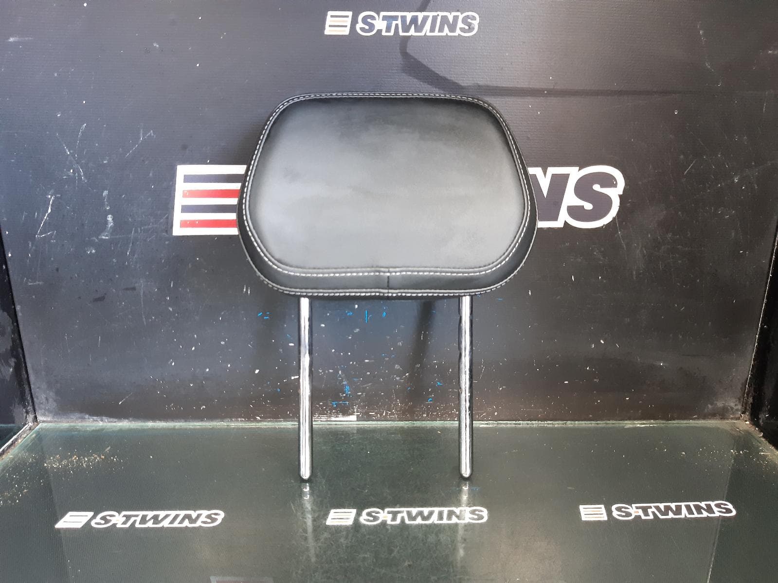 Used auto part listing image: 2020 SKODA KAROQ HEADREST NU, 04/18- 0000318355