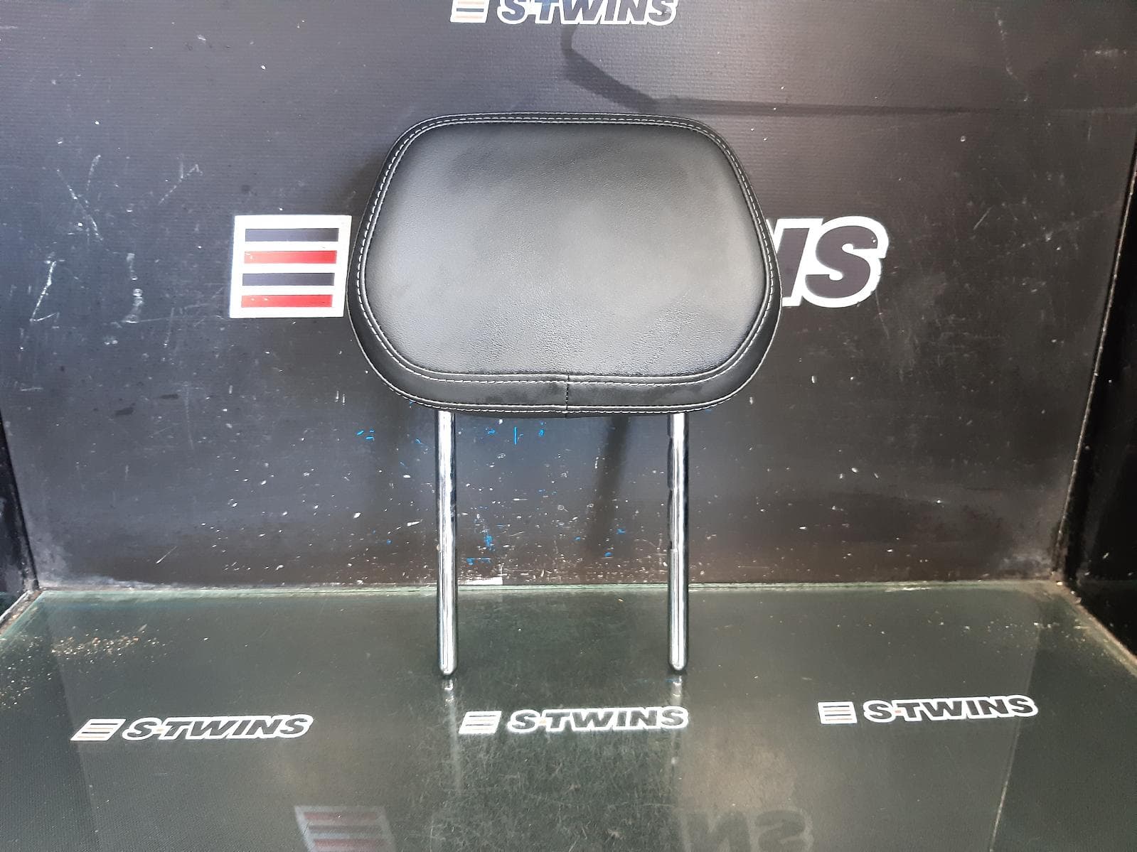 Used auto part listing image: 2020 SKODA KAROQ HEADREST NU, 04/18- 0000318356