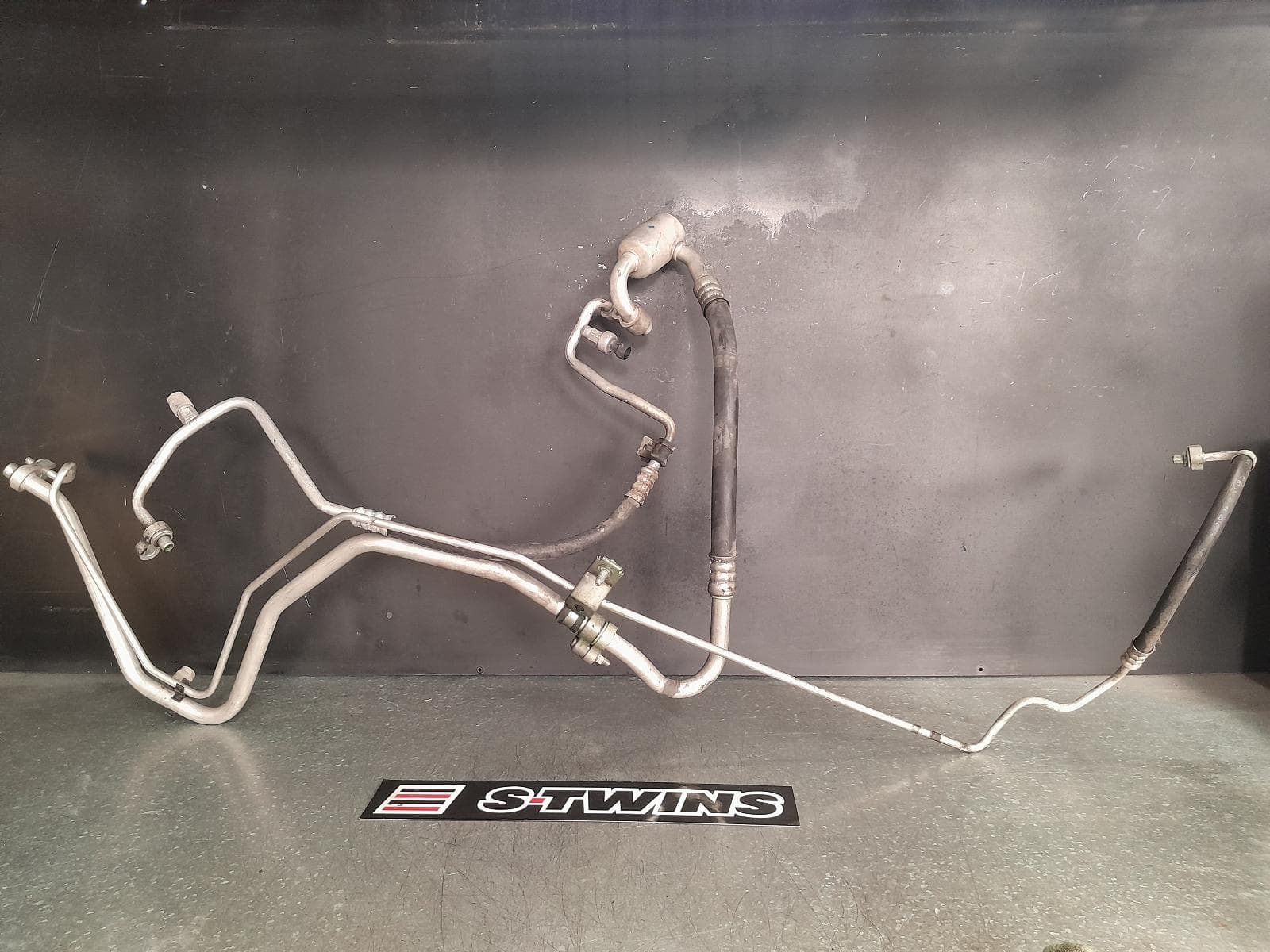 Used auto part listing image: 2007 HOLDEN COMMODORE A C HOSES PETROL, 3.6, LY7, UNDER BONNET SET, VE, 08/06-08/09 0000321723