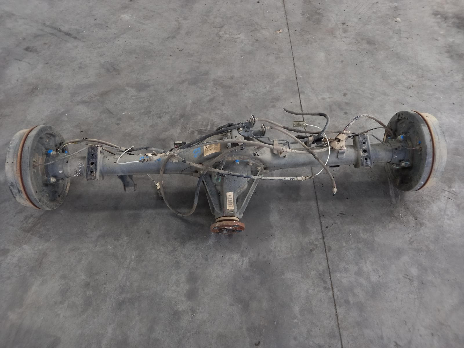 Used auto part listing image: 2021 FORD RANGER REAR DIFF ASSEMBLY 2.2/3.2, DIESEL, MANUAL T/M, 2WD HI-RIDE/4WD, PX, 3.55 RATIO, LOCKER TYPE, 06/18-04/22 0000321293