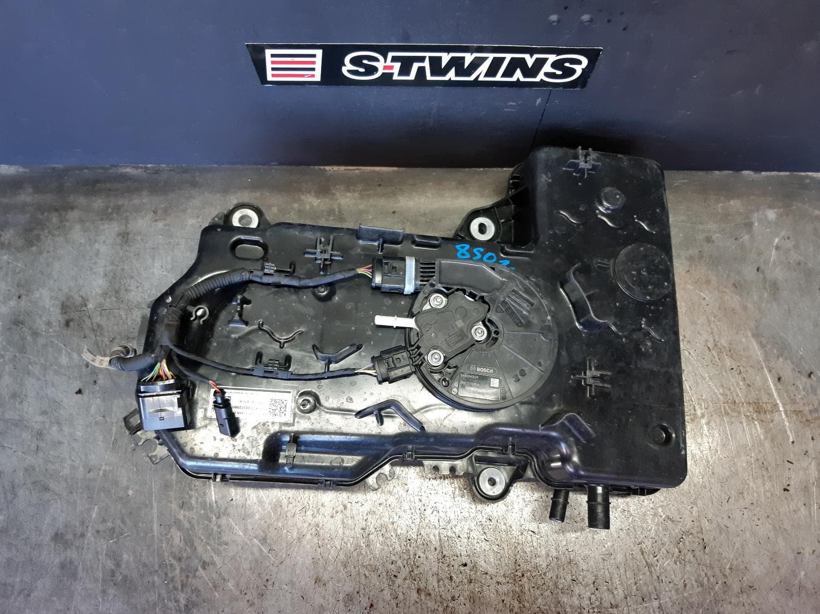 Used auto part listing image: 2022 VOLKSWAGEN TRANSPORTER ADBLUE TANK DIESEL, T6, 07/15- 0000323997