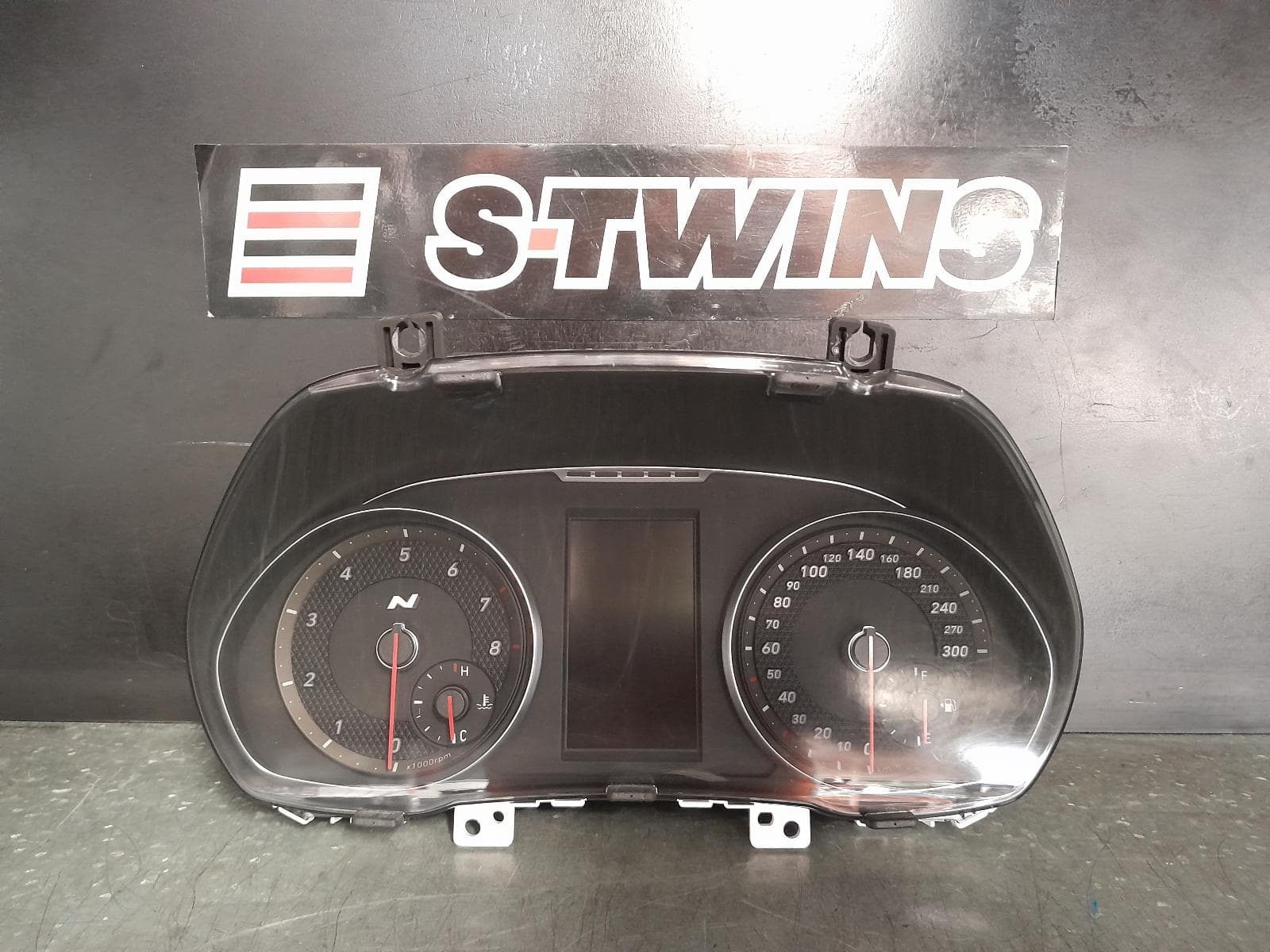 Used auto part listing image: 2022 HYUNDAI I30 INSTRUMENTCLUSTER PETROL, 4.2 IN, PD, HATCH/FASTBACK (CZECH VIN TMAH), N, 03/17- 0000366065
