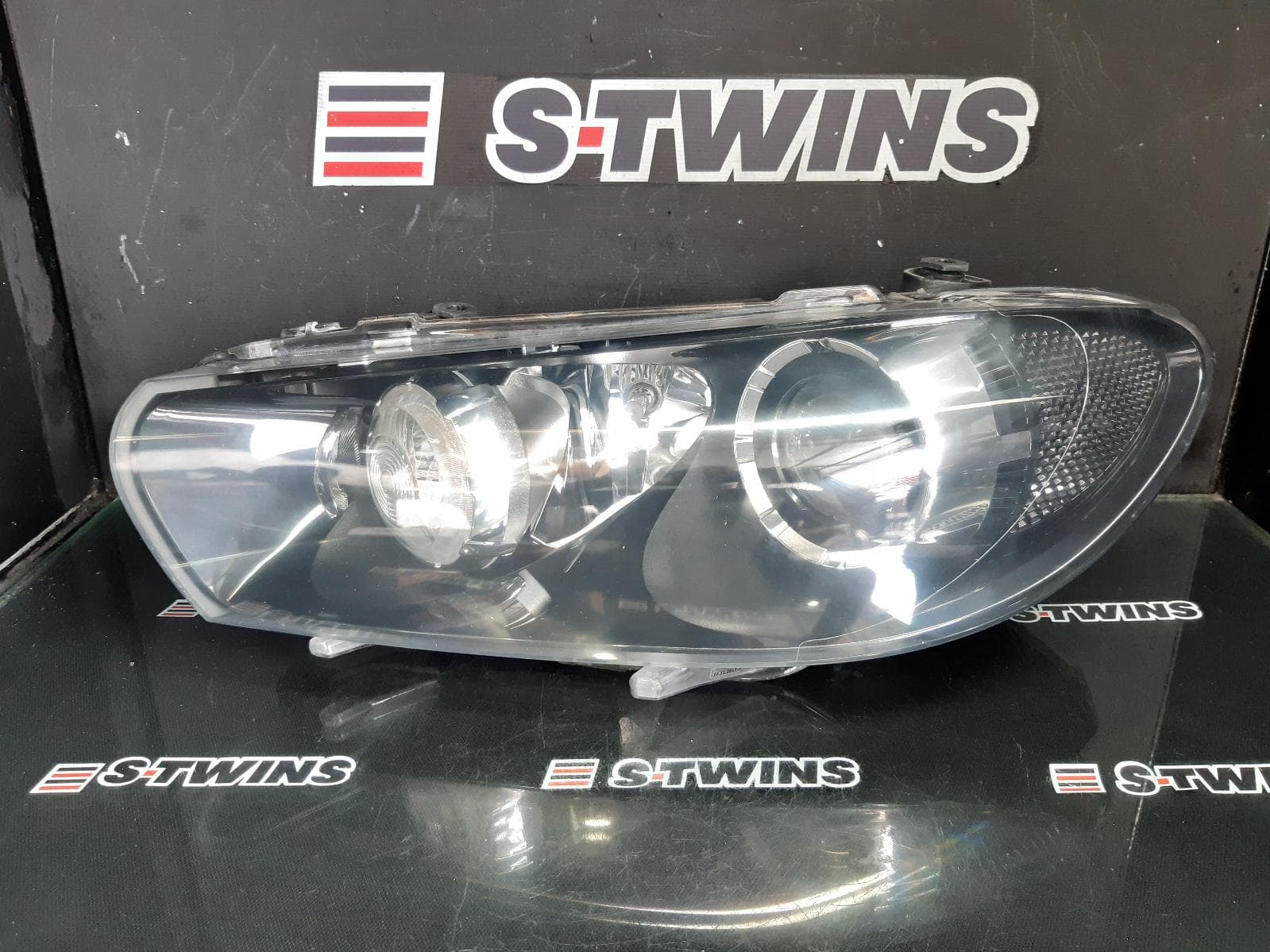 Used auto part listing image: 2014 VOLKSWAGEN SCIROCCO LEFT HEADLAMP 1S, 12/08-05/14 0000328088