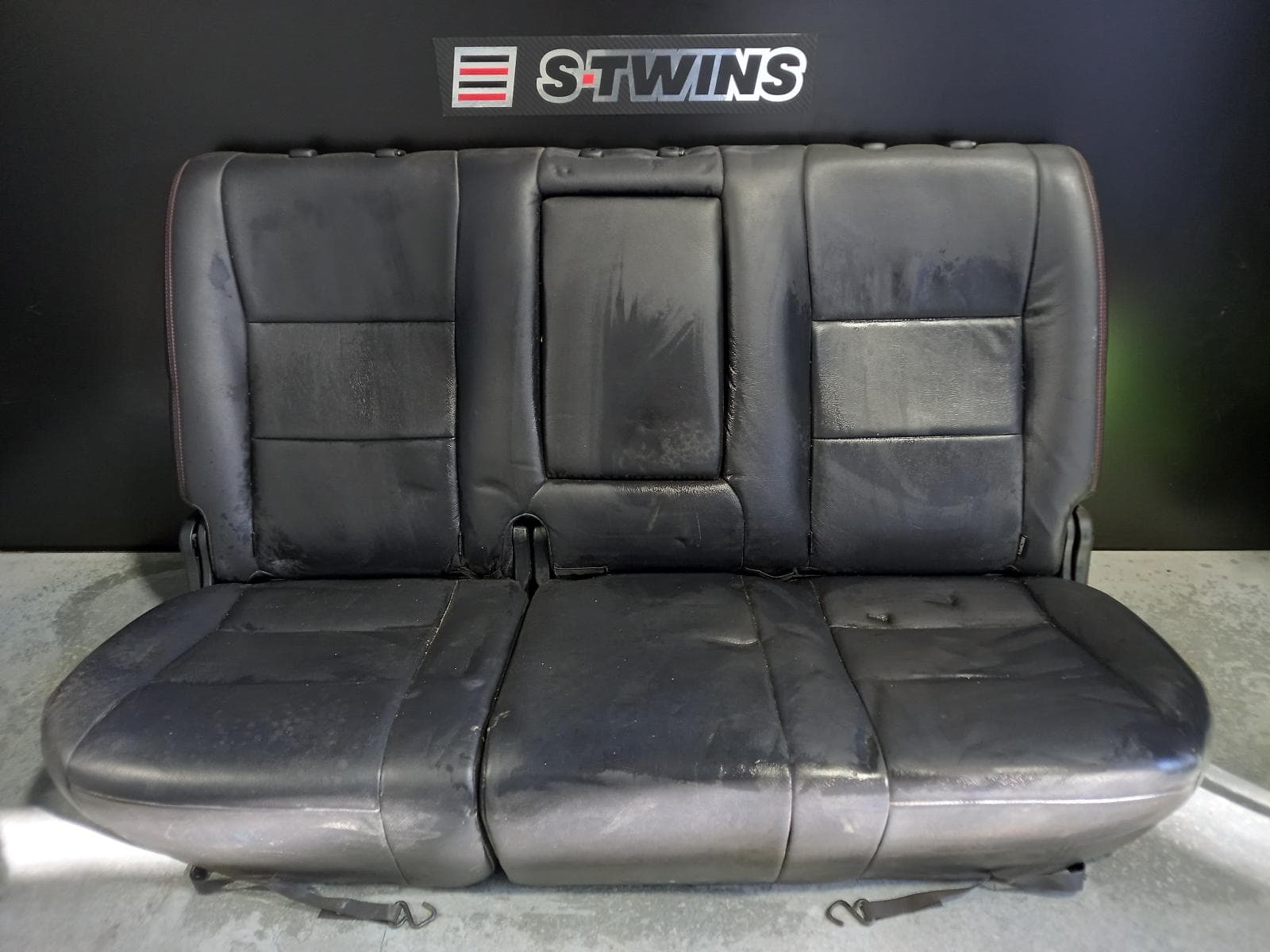 Used auto part listing image: 2016 TOYOTA HILUX 2ND SEAT REAR SEAT LEATHER, DUAL CAB, 06/15- 0000167045