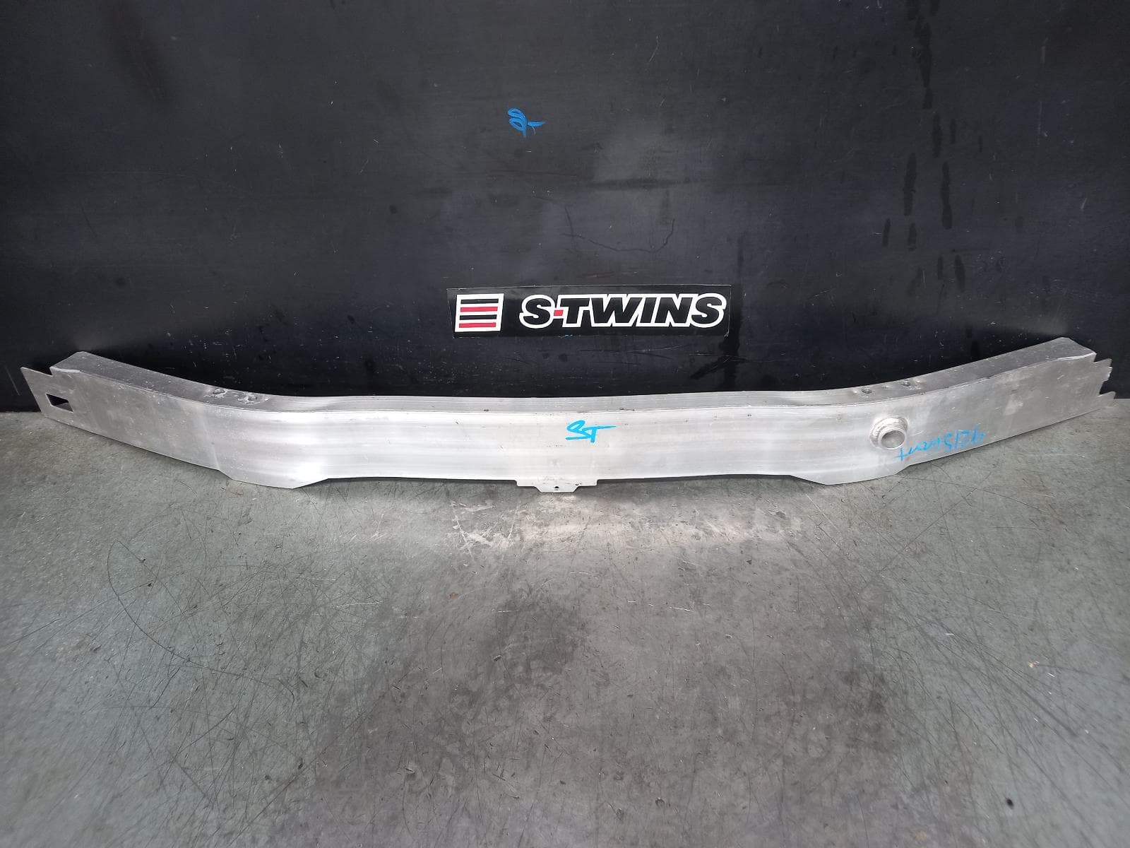 Used auto part listing image: 2016 BMW 3 SERIES F BAR REINFORC BRACK MAIN REINFORCEMENT, F34, HATCH, 03/13-11/20 0000365763