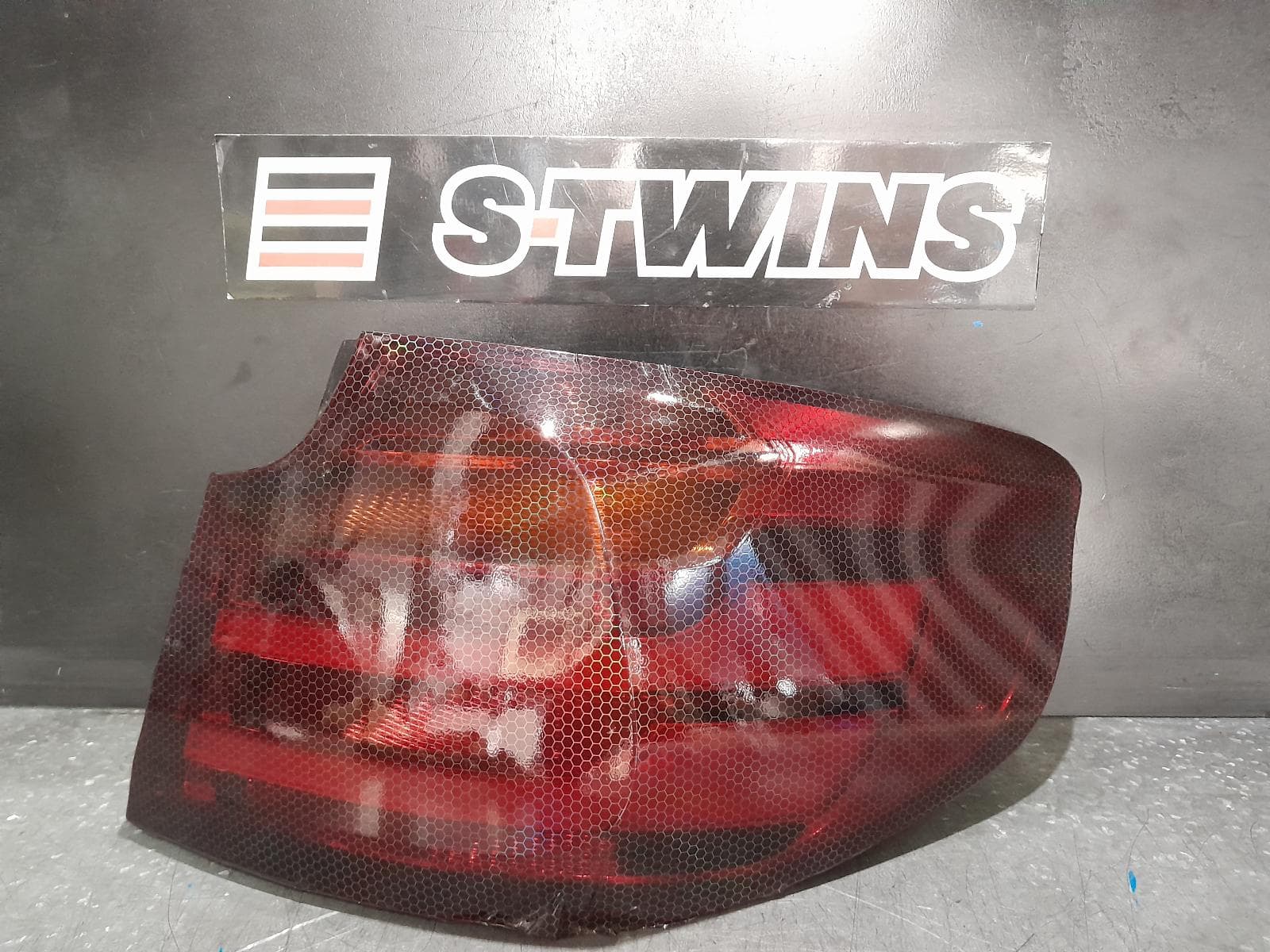 Used auto part listing image: 2016 BMW 3 SERIES RIGHT TAILLIGHT F34, HATCH, NON LED TYPE, 03/13-11/20 0000365772