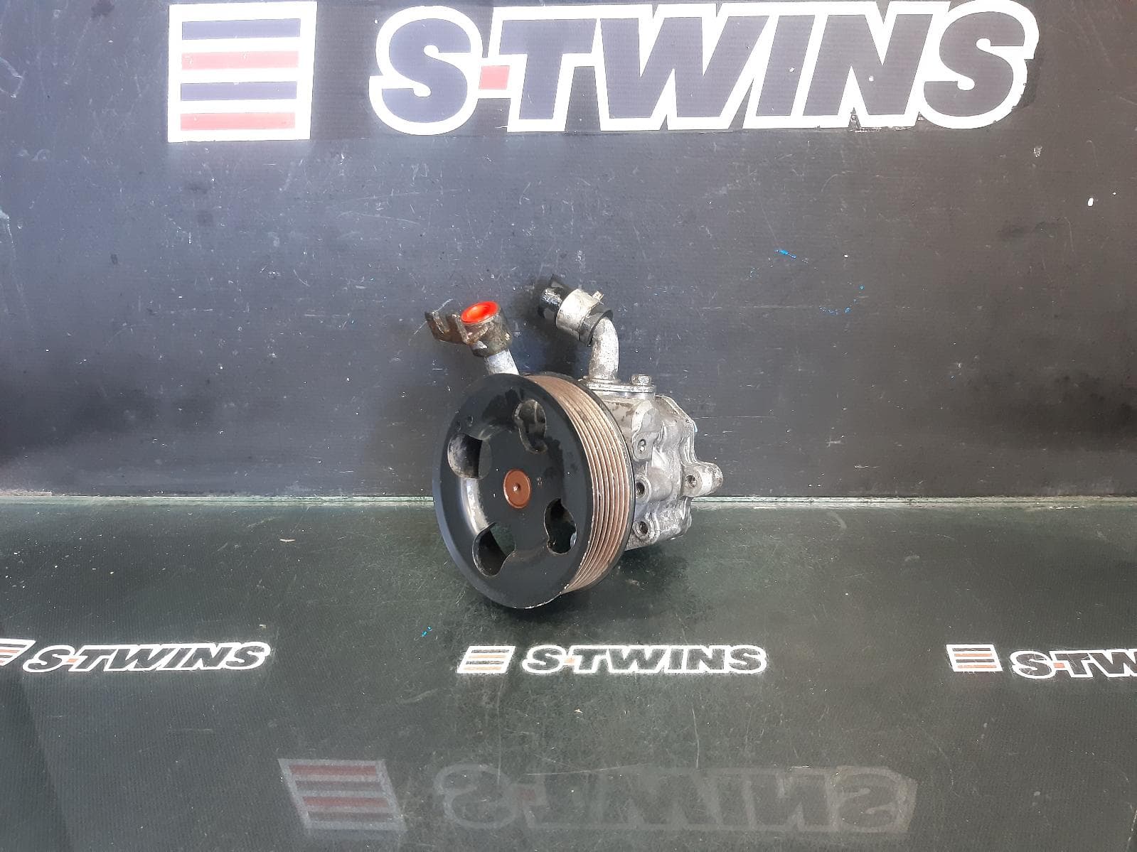 Used auto part listing image: 2017 NISSAN NAVARA STEERING PUMP NP300, DIESEL, 2.3, YS23DDT, SINGLE TURBO, 04/15- 0000354064