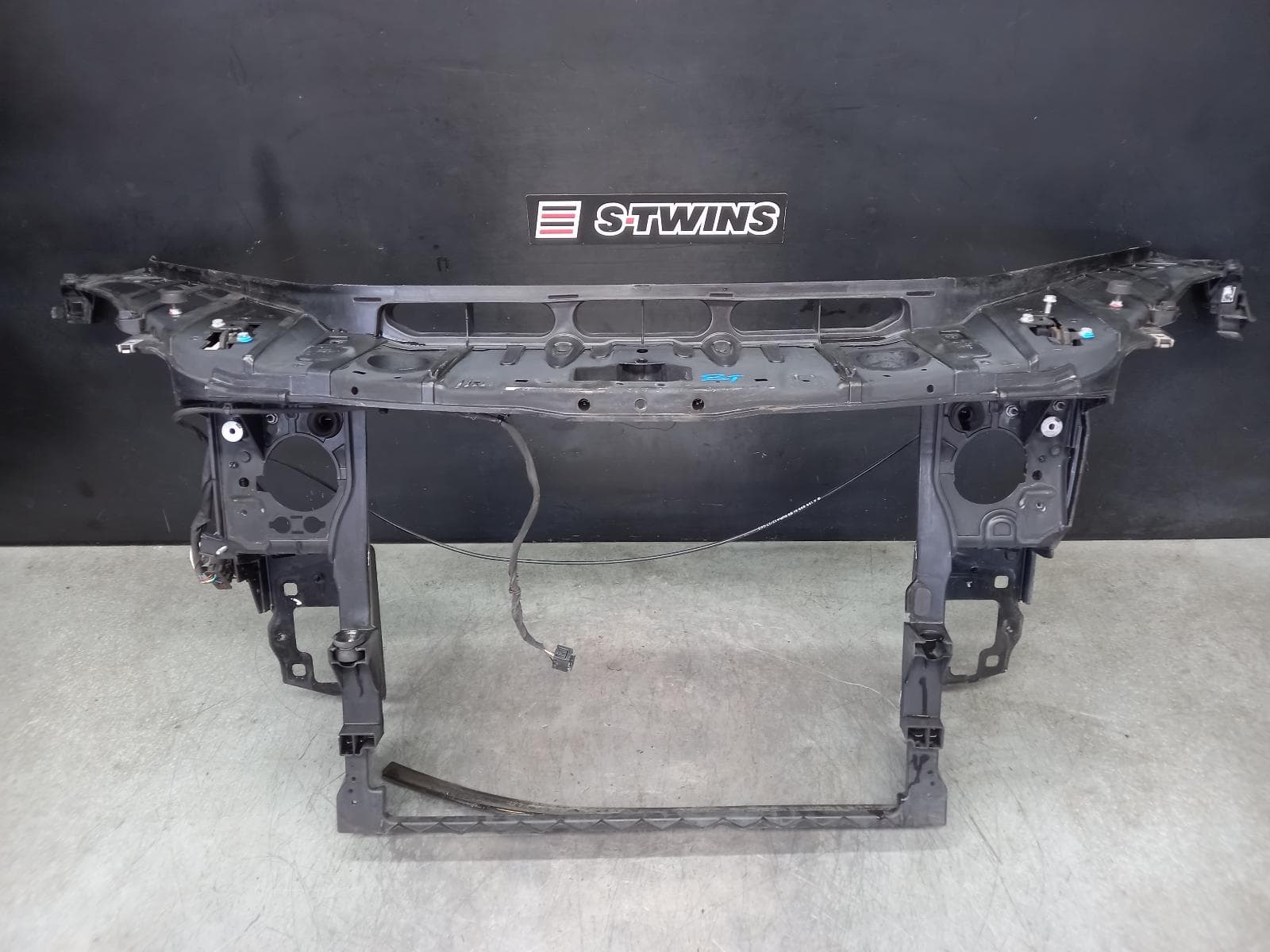 Used auto part listing image: 2017 MERCEDES GLS CLASS RADIATOR SUPPORT X166, 01/16-07/19 0000356626