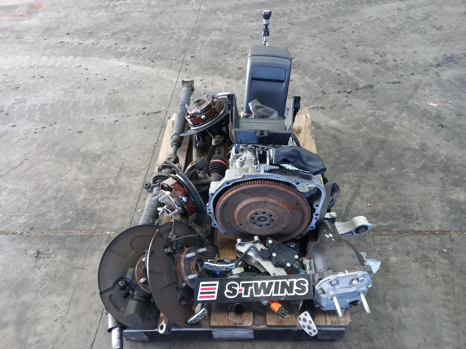 Used auto part listing image: 2017 SUBARU WRX TRANS GEARBOX MANUAL, PETROL, 2.5, TURBO, EJ257, V1, 04/14-10/21 0000365869